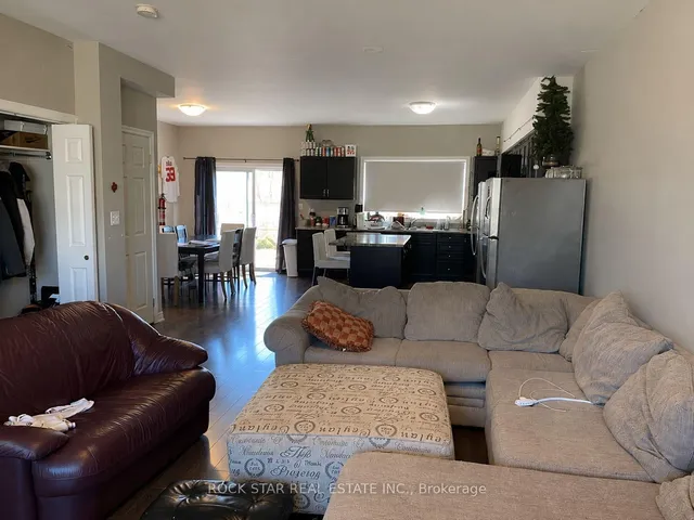20B CHESTNUT St, St. Catharines 4
