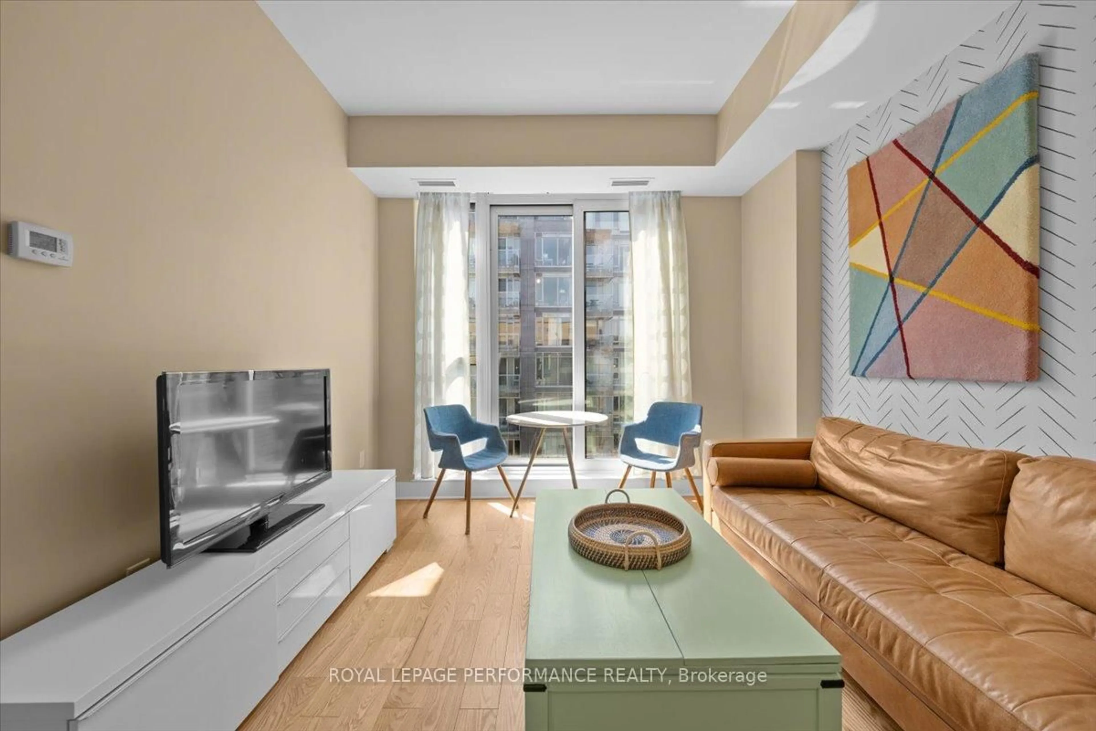Living room with furniture, unknown for 101 Richmond Rd #616, Ottawa Ontario K1Z 0A6