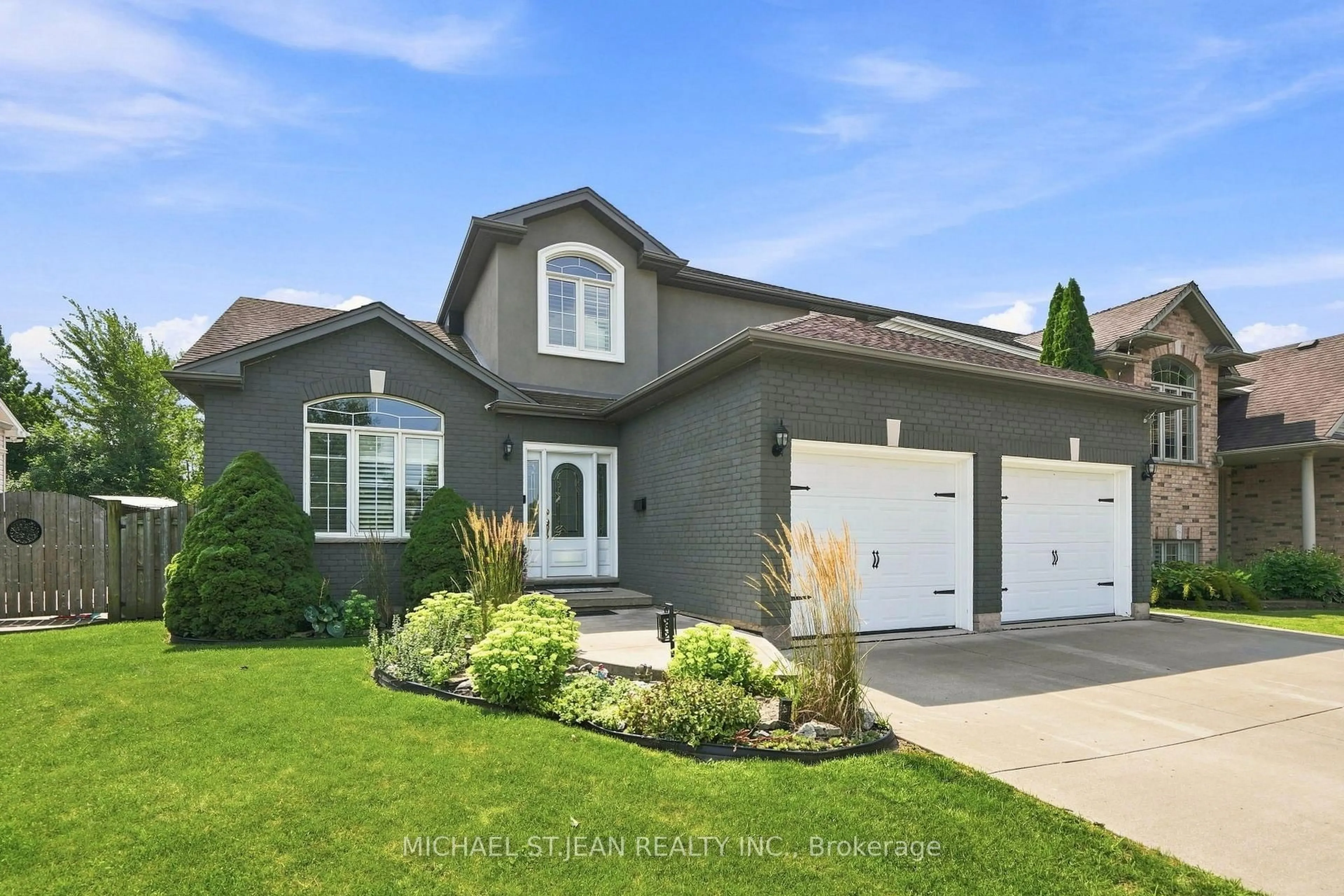 Home with vinyl exterior material, street for 3690 Weinbrenner Rd, Niagara Falls Ontario L2G 7Y3