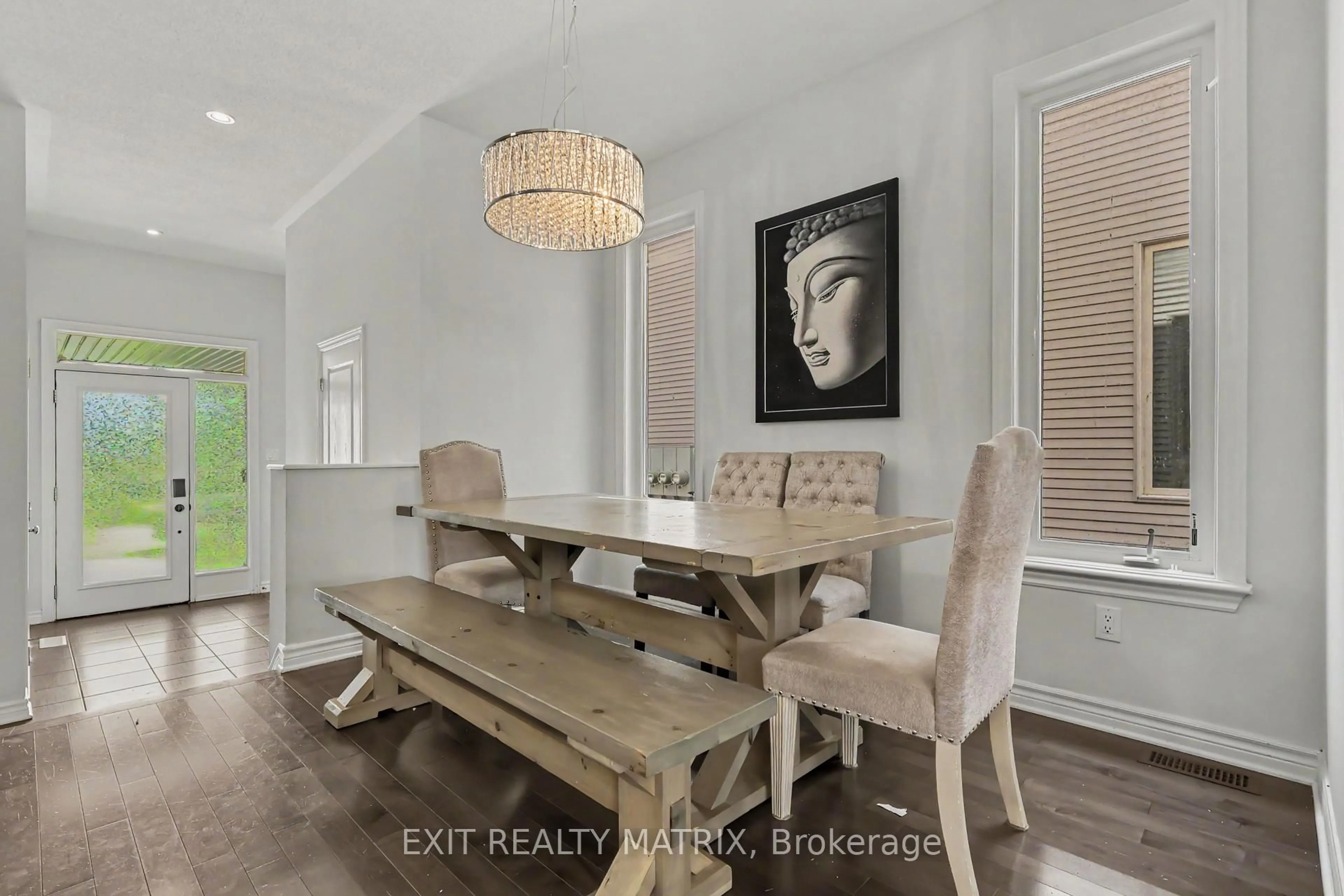 Dining room, wood/laminate floor for 749 Morningstar Way, Ottawa Ontario K1W 0G6