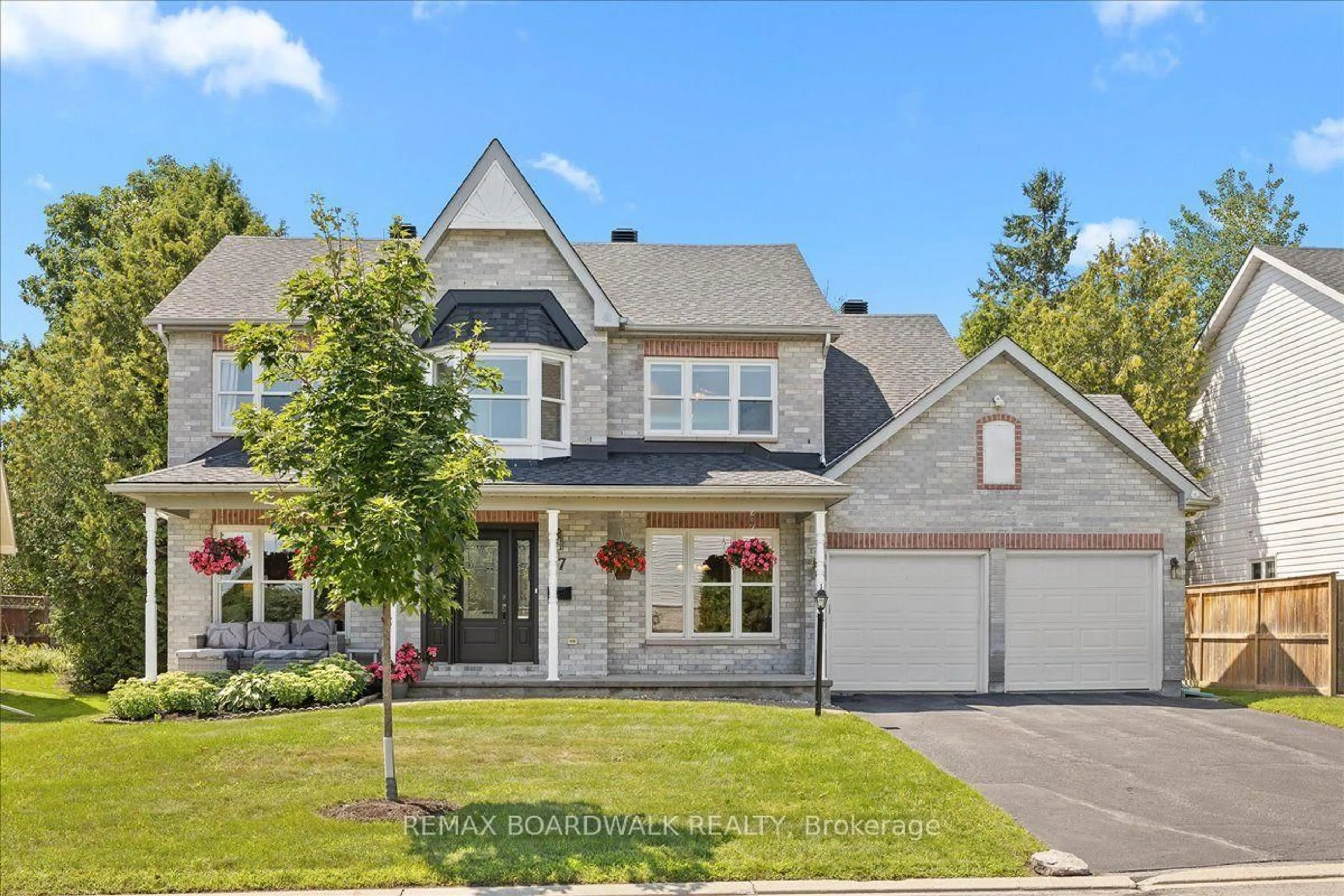 Home with brick exterior material, street for 17 Shipley Cres, Ottawa Ontario K2S 1R2