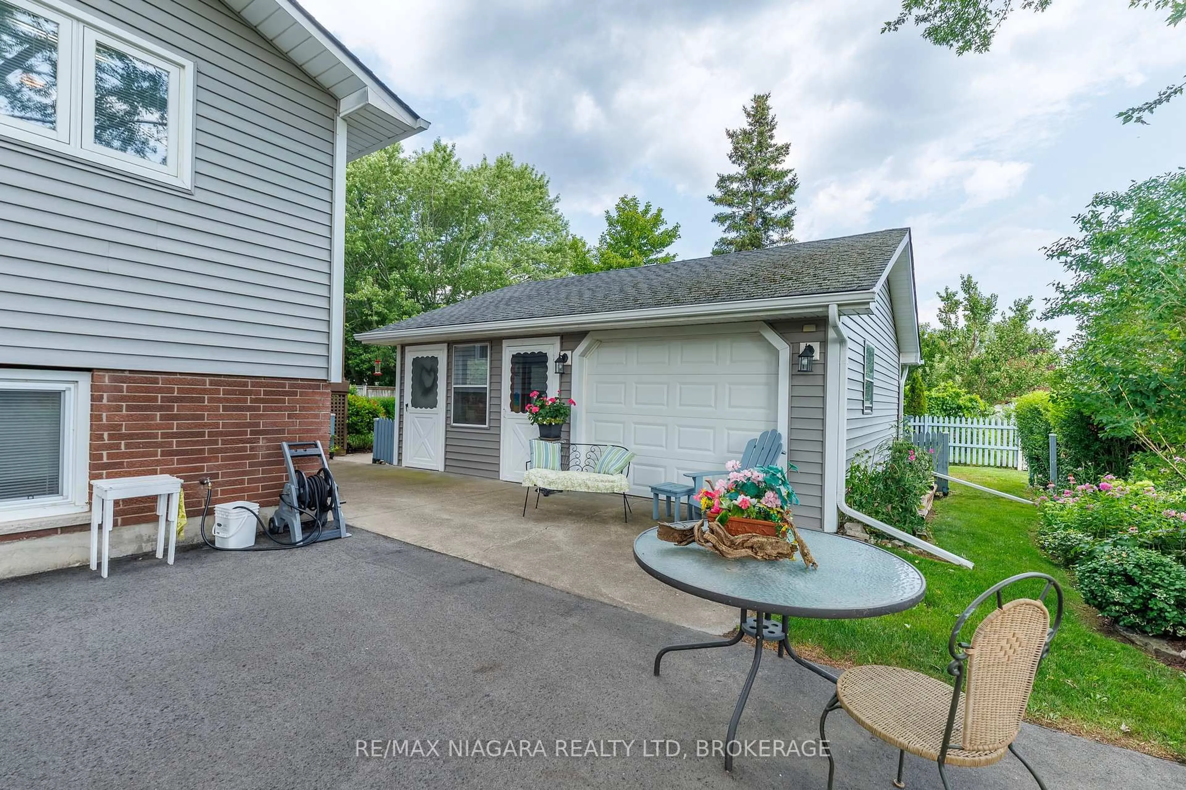Unknown for 924 Daytona Dr, Fort Erie Ontario L2A 4Z8