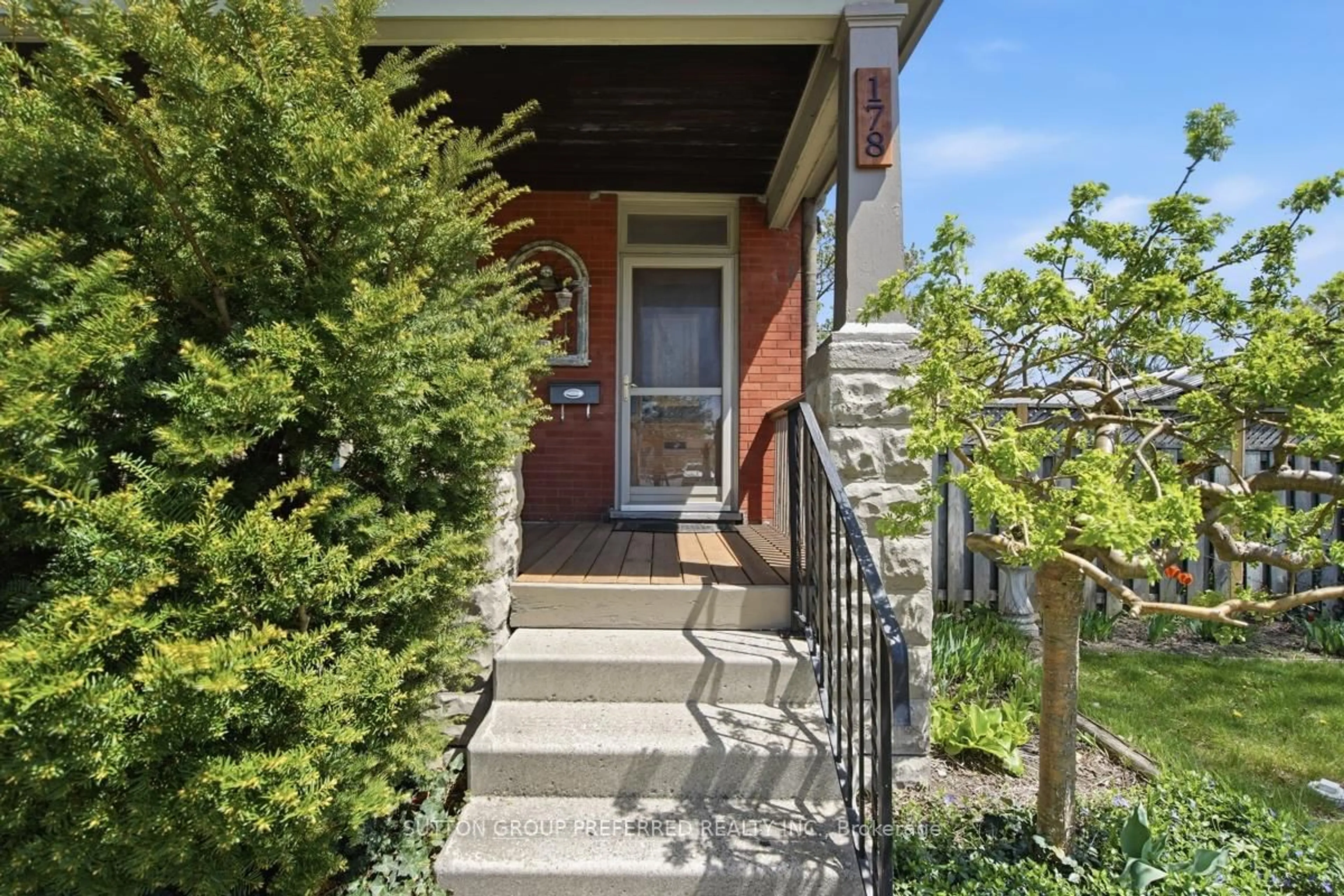 Unknown for 178 East St, London East Ontario N5Z 2R8