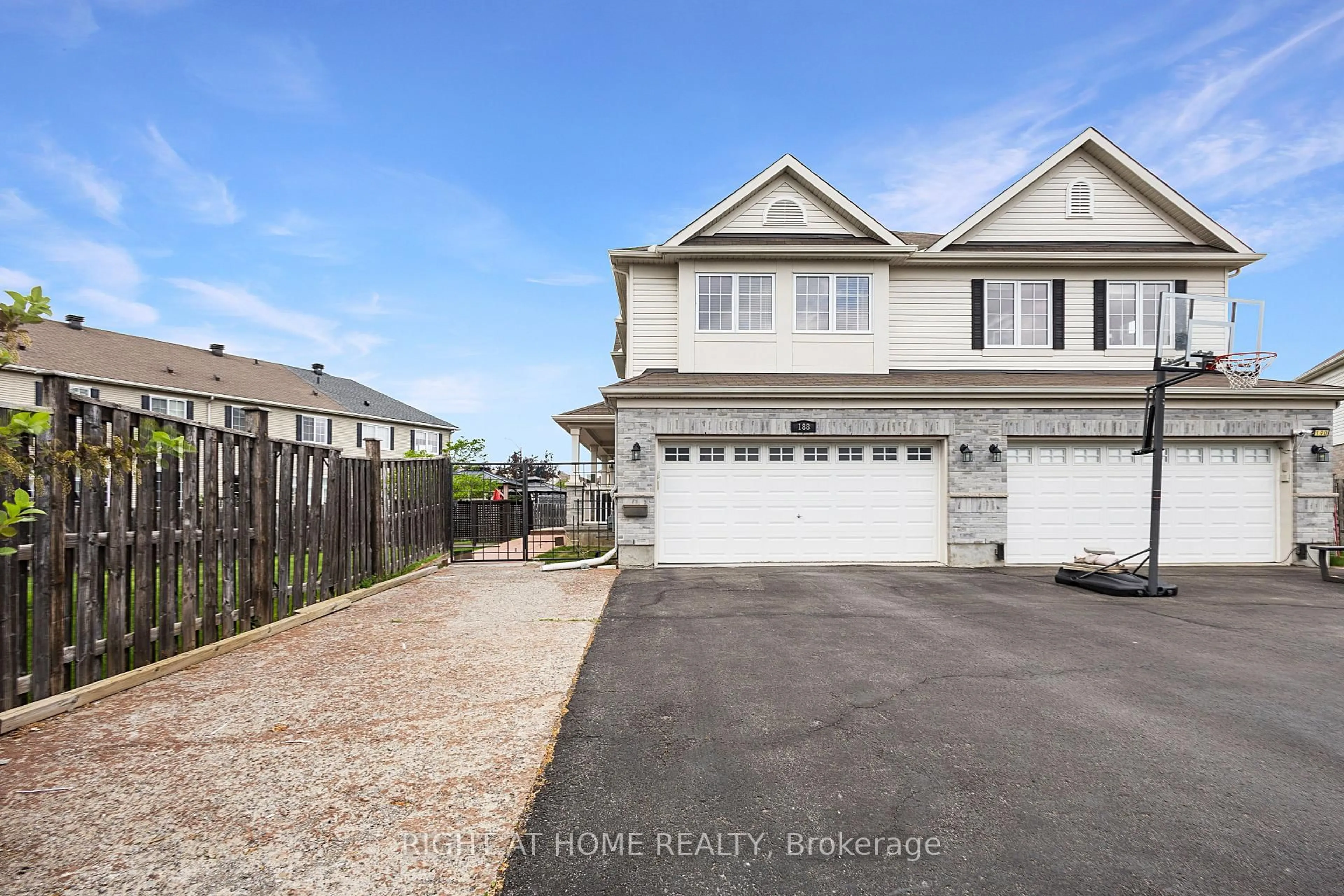 A pic from outside/outdoor area/front of a property/back of a property/a pic from drone, street for 188 Patriot Pl, Kanata Ontario K2M 0B9