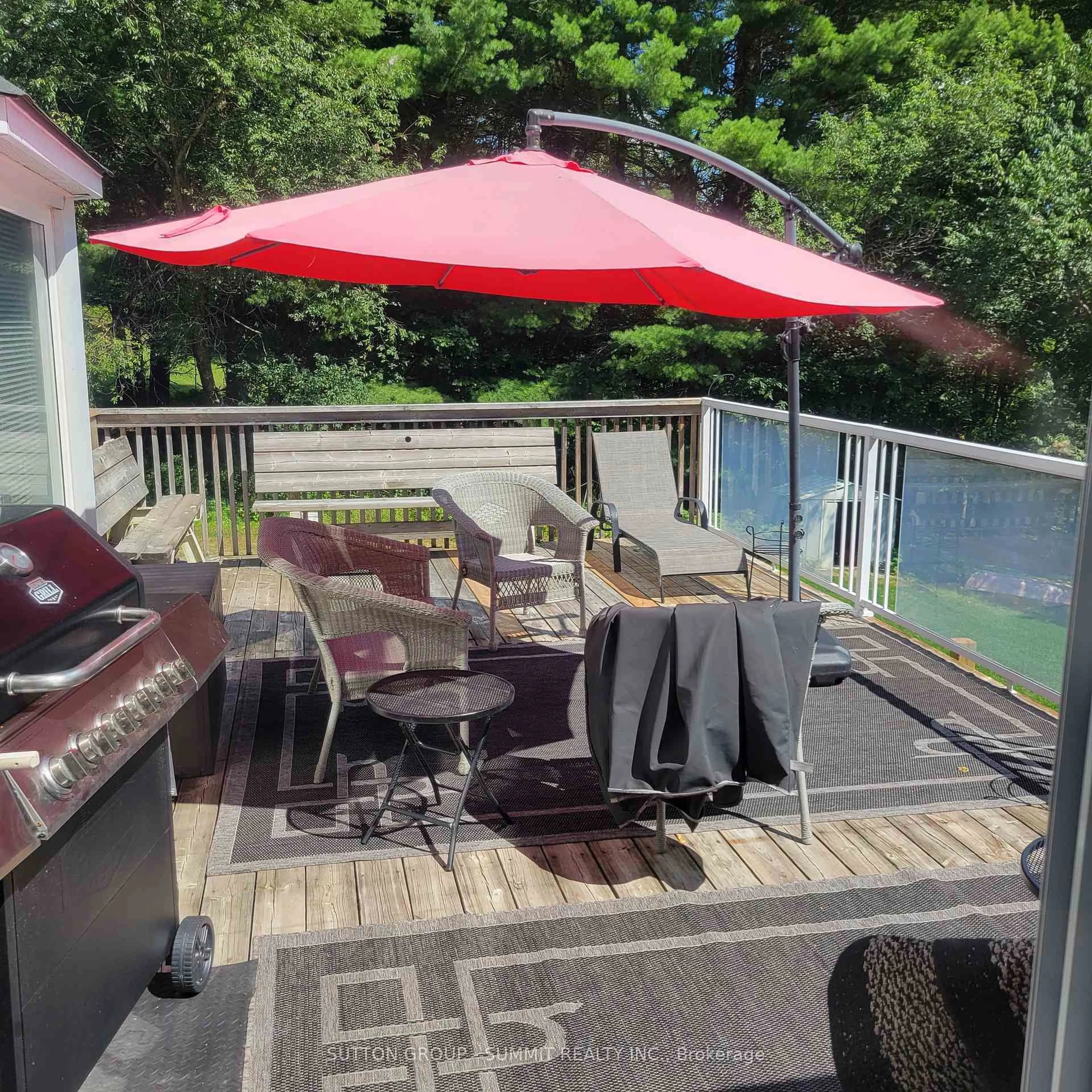 Patio, water/lake/river/ocean view for 279 SEELY'S Rd, Huntsville Ontario P1H 2J3
