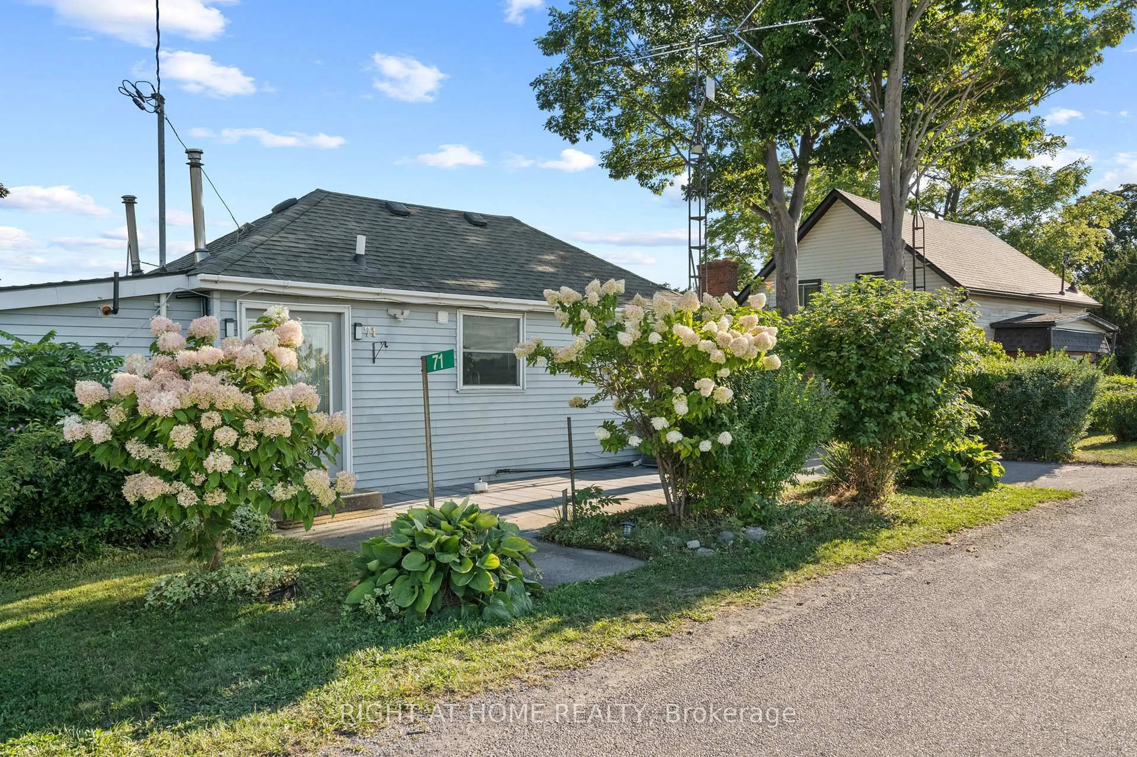 Unknown for 71 Lighthouse Dr Dr, Haldimand Ontario N1A 2W6