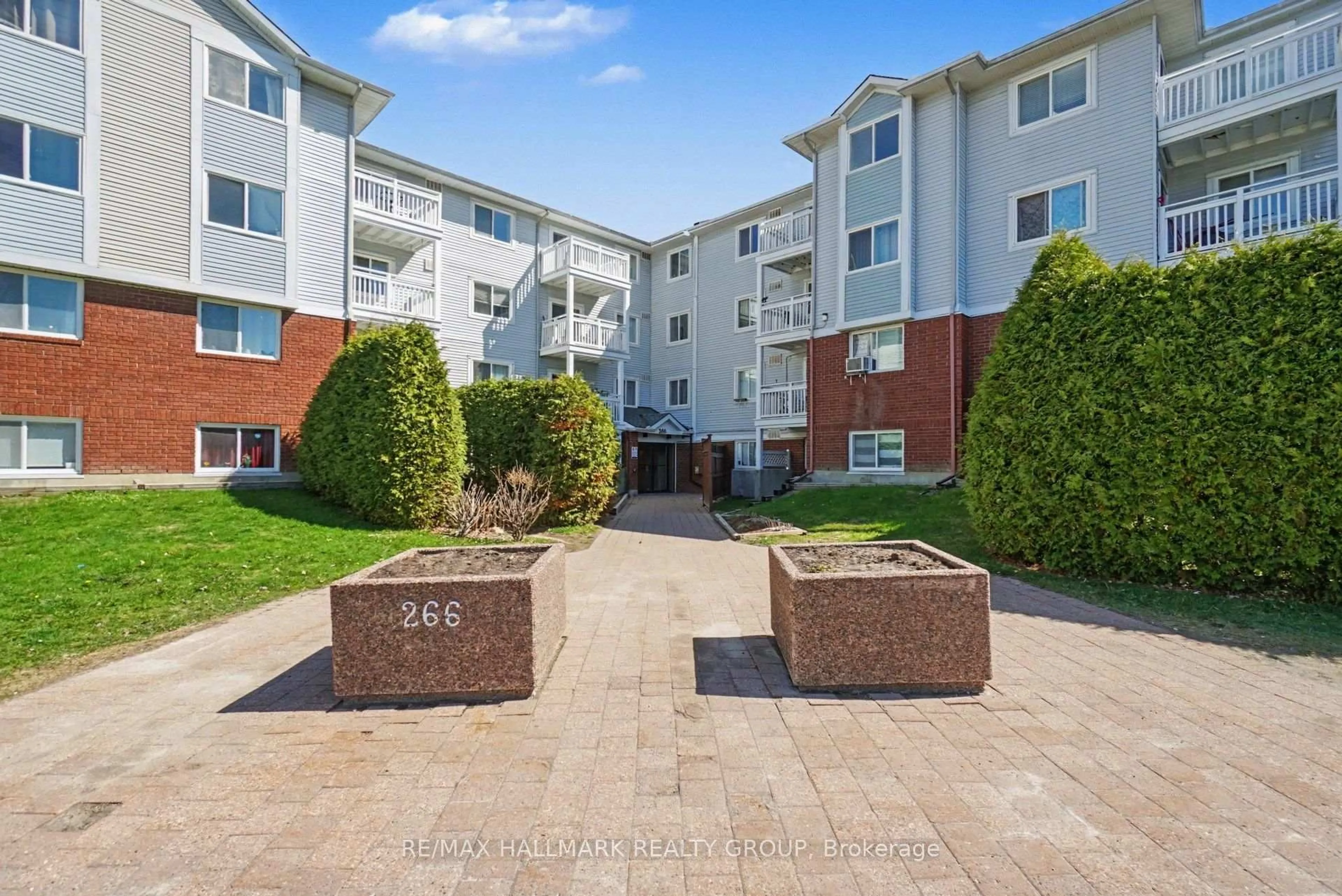 Patio, unknown for 266 Lorry Greenberg Dr #203, Ottawa Ontario K1T 3J9