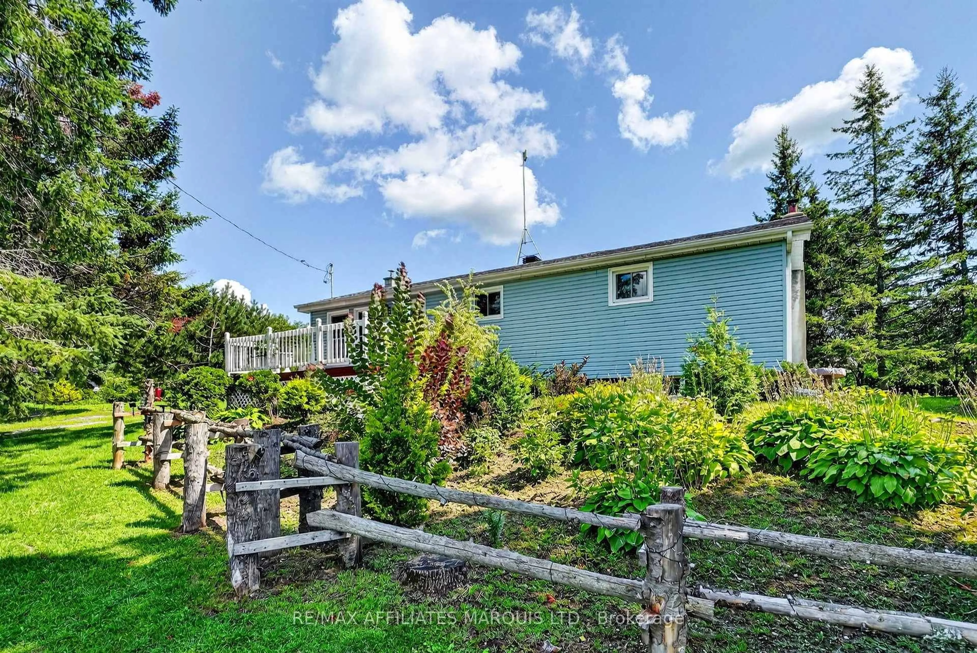 A pic from outside/outdoor area/front of a property/back of a property/a pic from drone, unknown for 15964 Rush City Rd, North Stormont Ontario K0C 1Y0