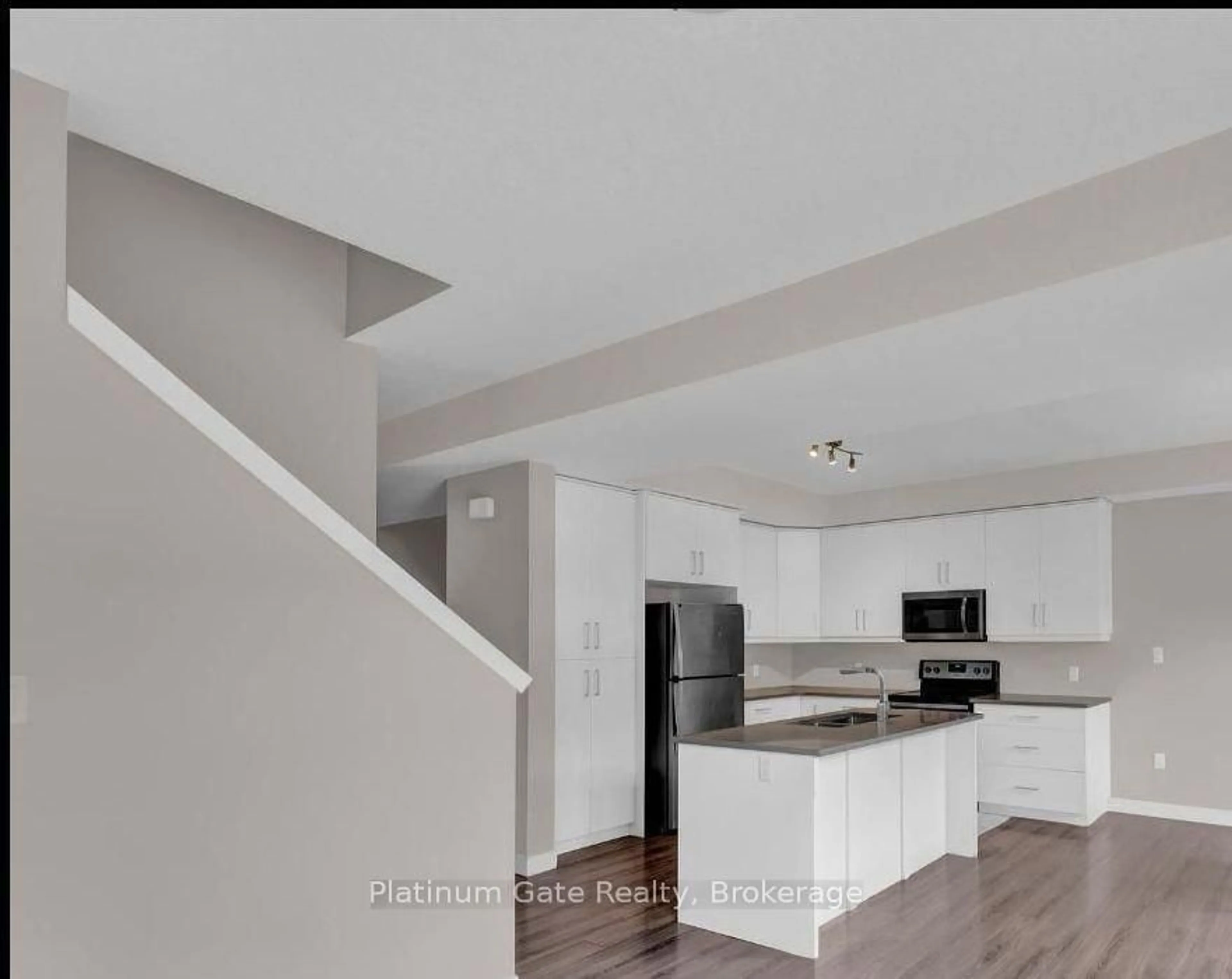 Open concept kitchen, unknown for 958 BATTERY Park, London North Ontario N6H 0J7