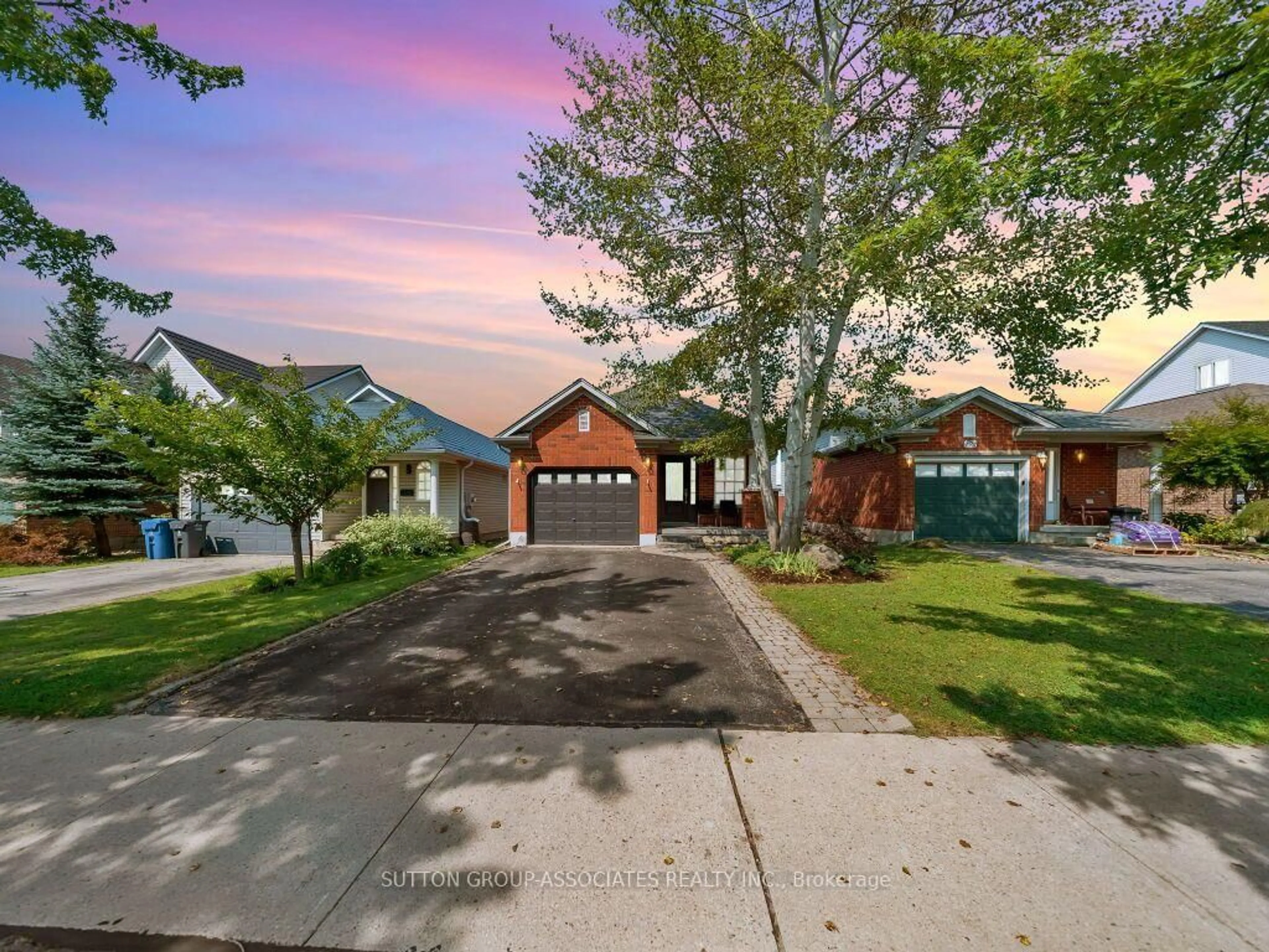 A pic from outside/outdoor area/front of a property/back of a property/a pic from drone, street for 396 Grange Rd, Guelph Ontario N1E 7H6