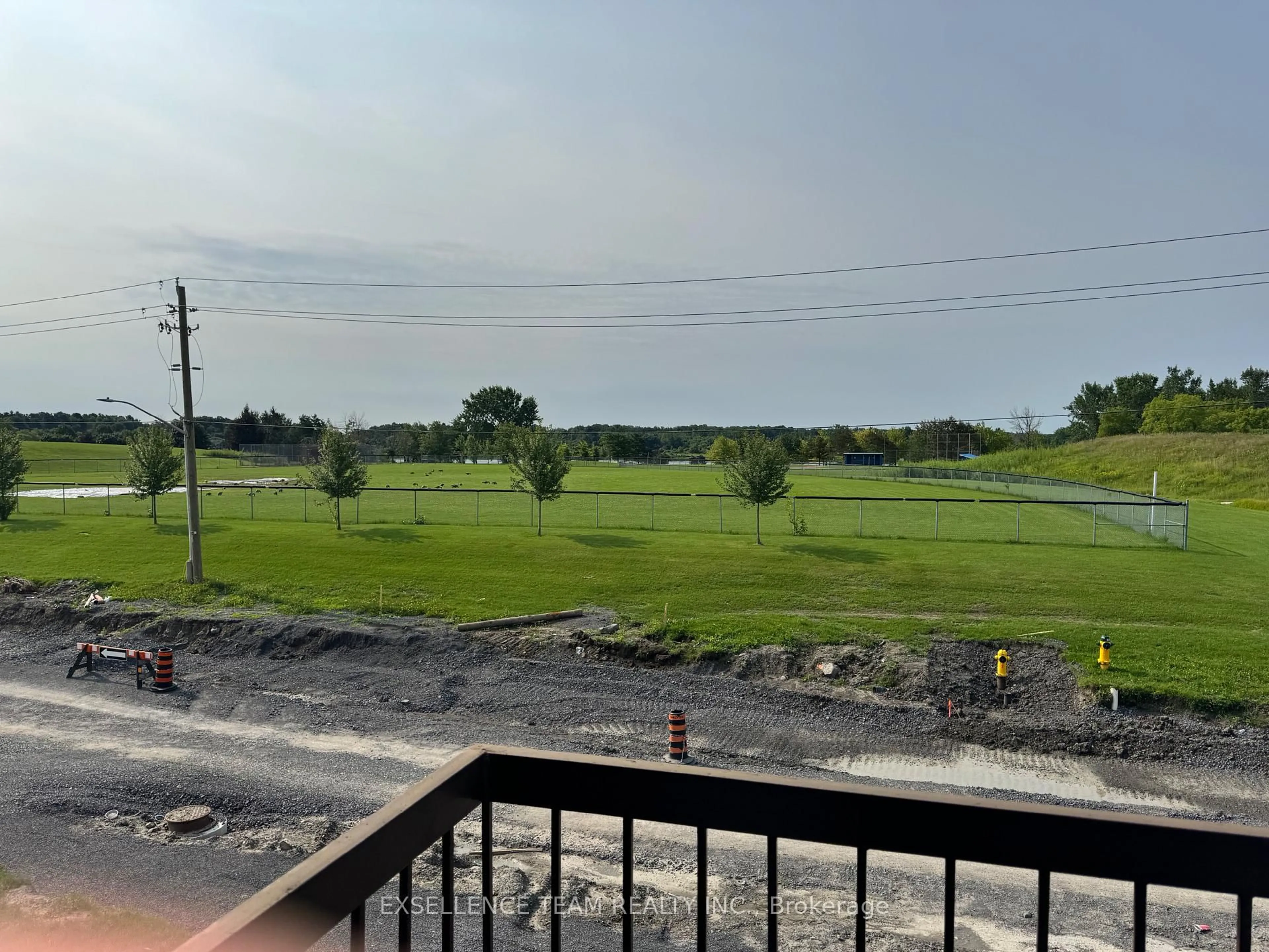A pic from outside/outdoor area/front of a property/back of a property/a pic from drone, water/lake/river/ocean view for 75 Race St #12, Cornwall Ontario K6H 1G7