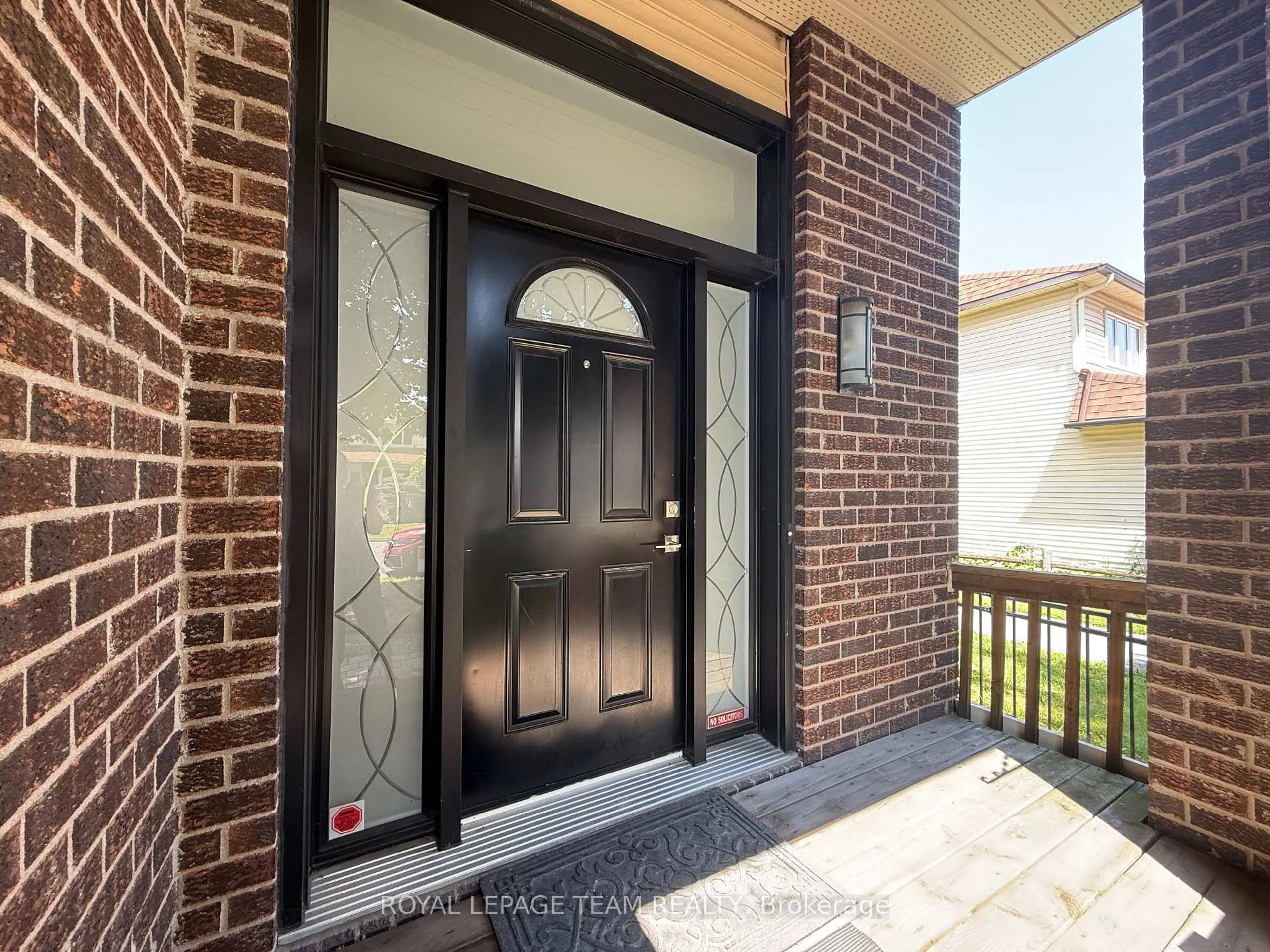Unknown for 31 Rastila Cres, Ottawa Ontario K1T 2C5