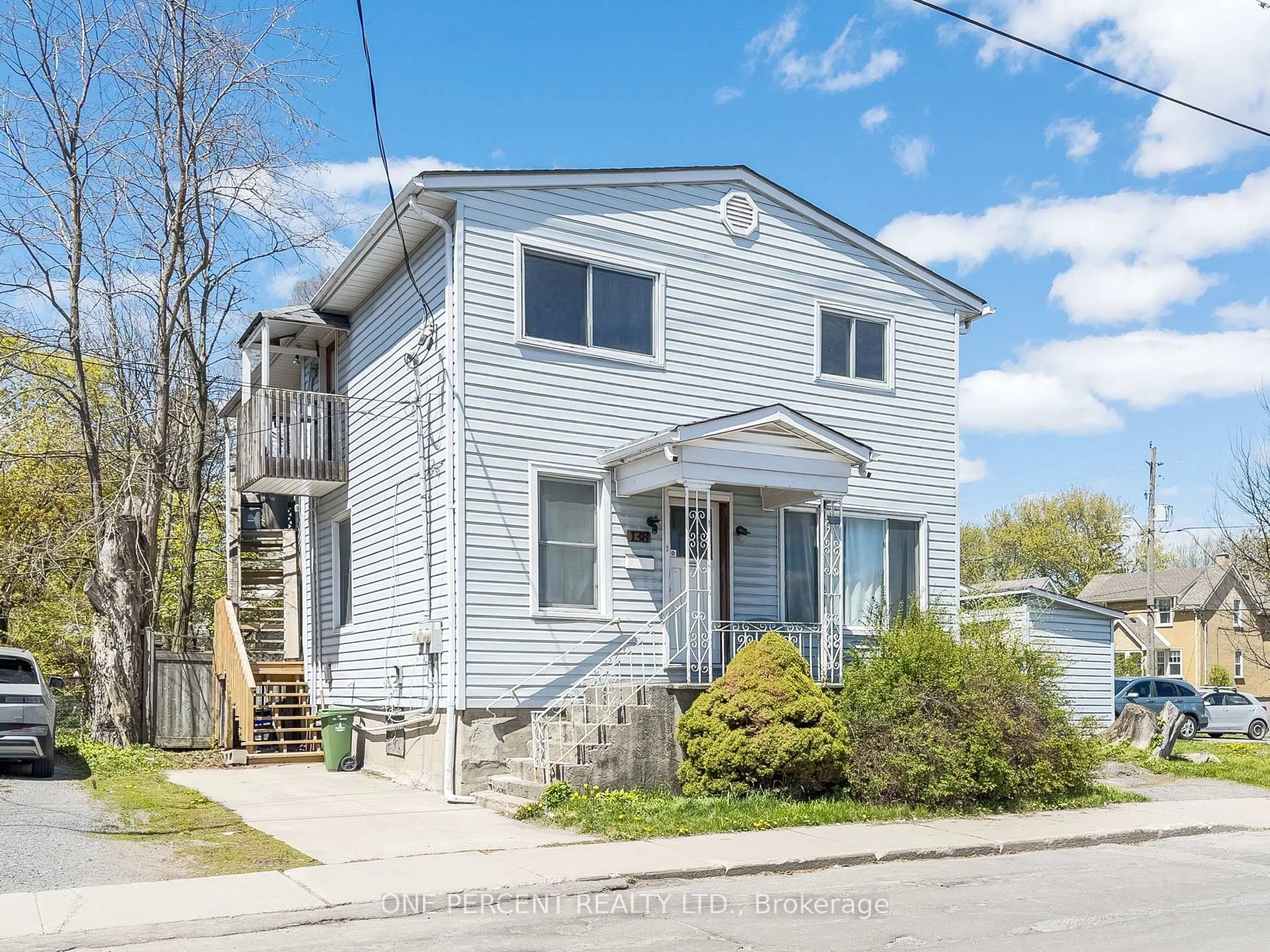 Home with vinyl exterior material, street for 138 Chatham St, Kingston Ontario K7K 4H4