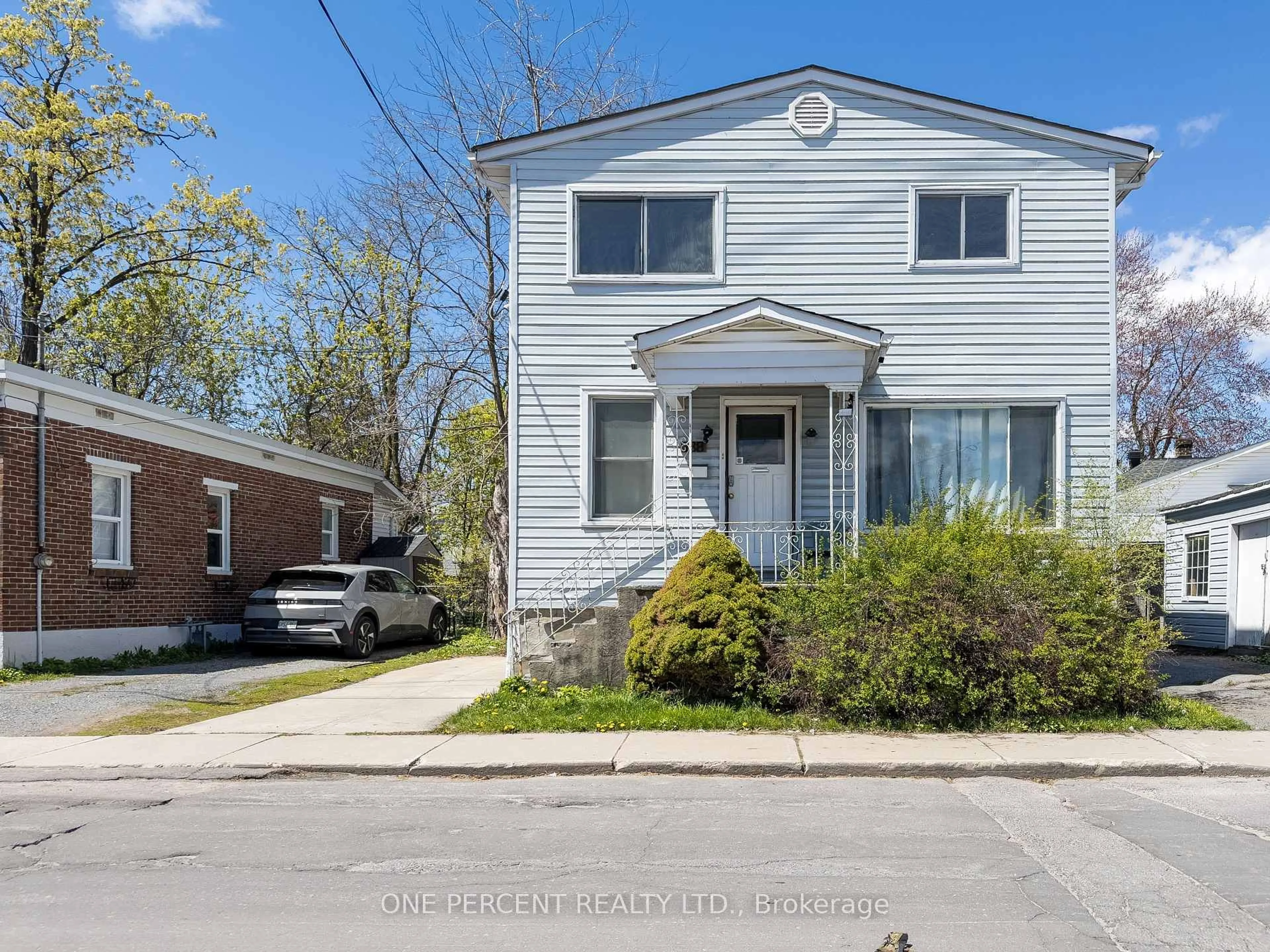 Unknown for 138 Chatham St, Kingston Ontario K7K 4H4