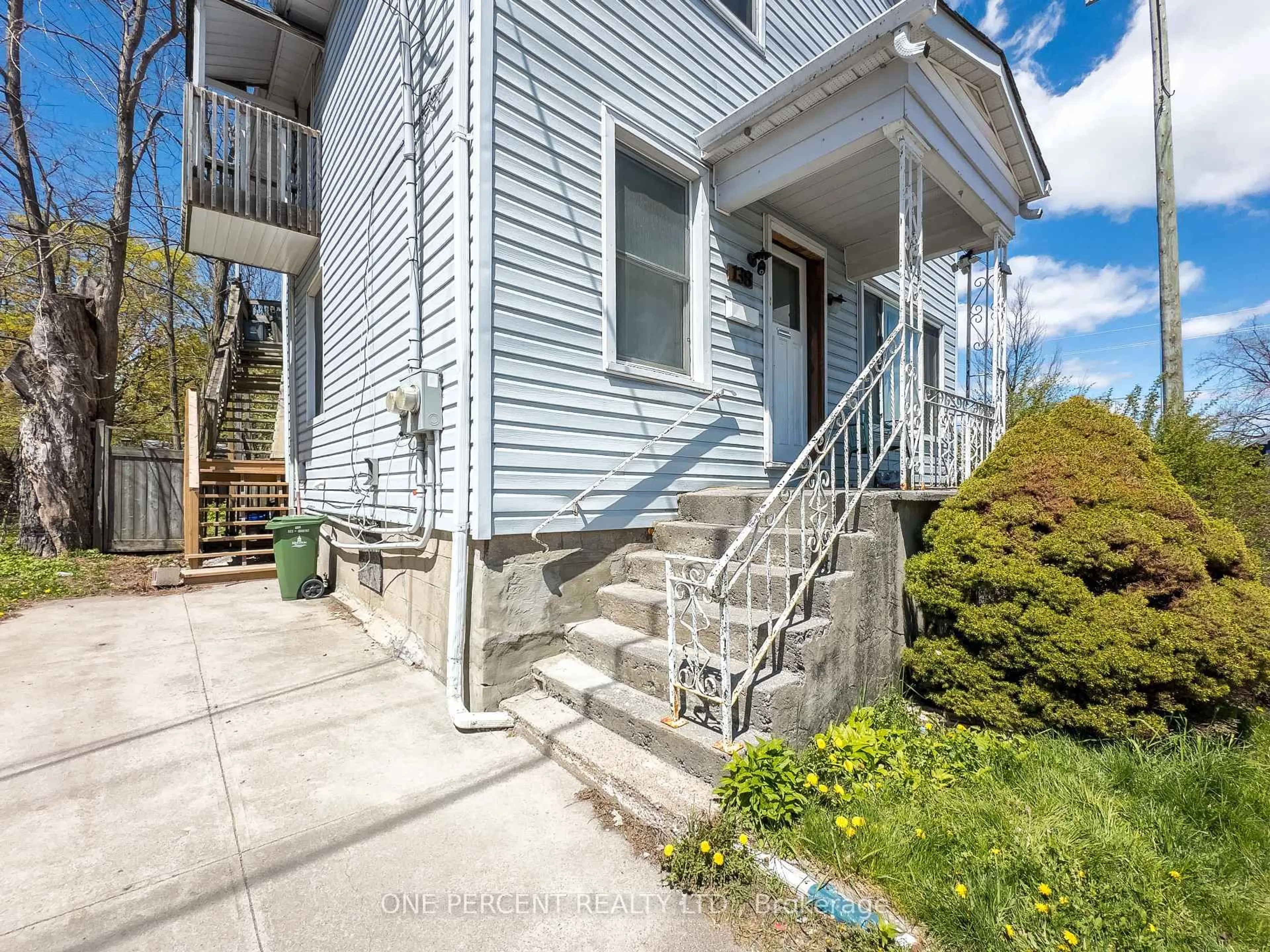 Unknown for 138 Chatham St, Kingston Ontario K7K 4H4