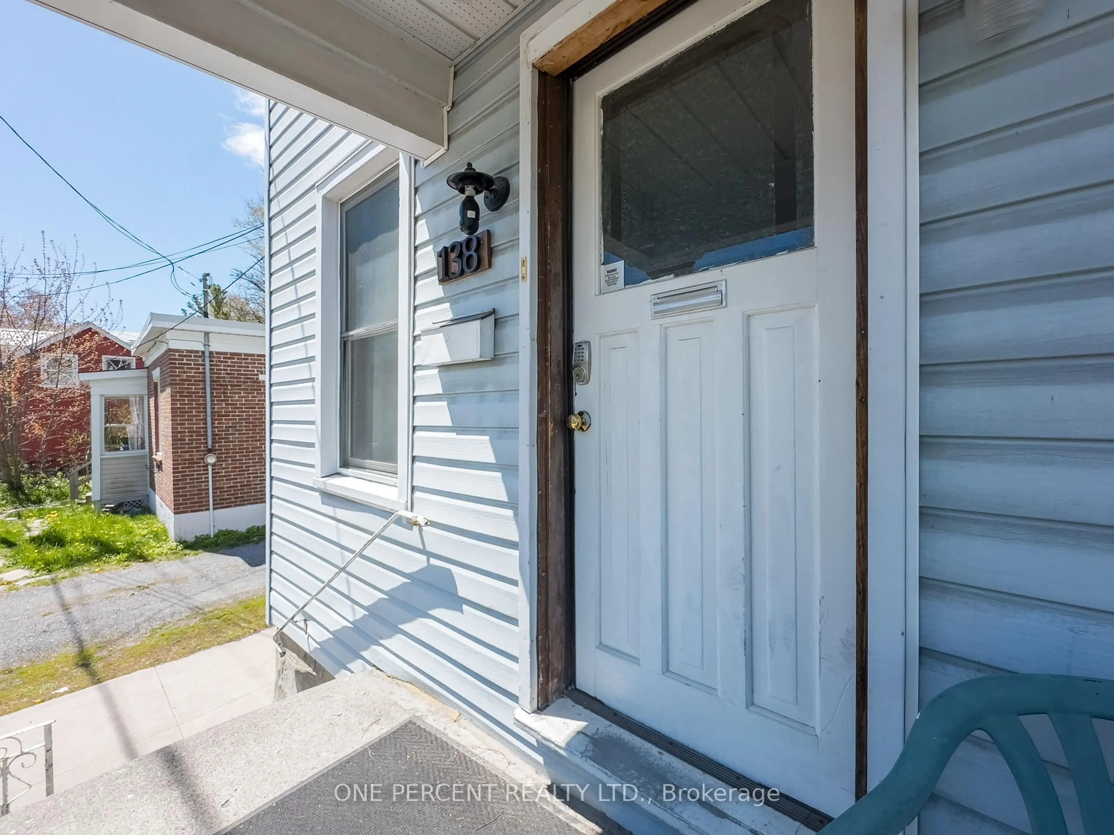 Unknown for 138 Chatham St, Kingston Ontario K7K 4H4