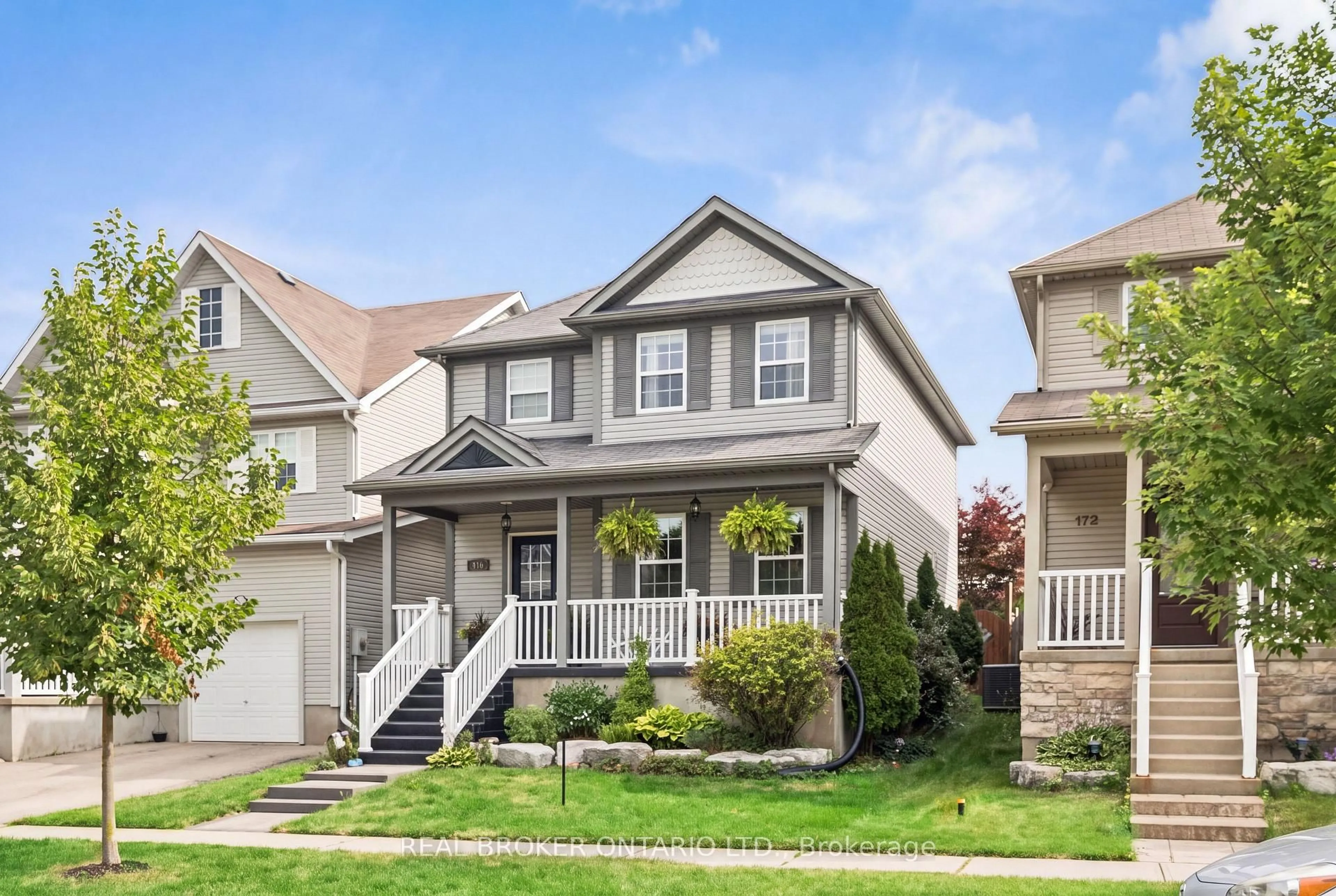 Home with vinyl exterior material, street for 168 Hampson Cres, Guelph/Eramosa Ontario N0B 2K0