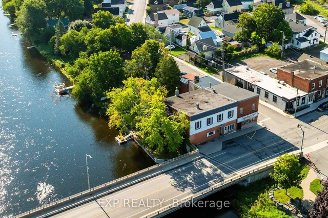 5-7 Bridge St, Almonte 3