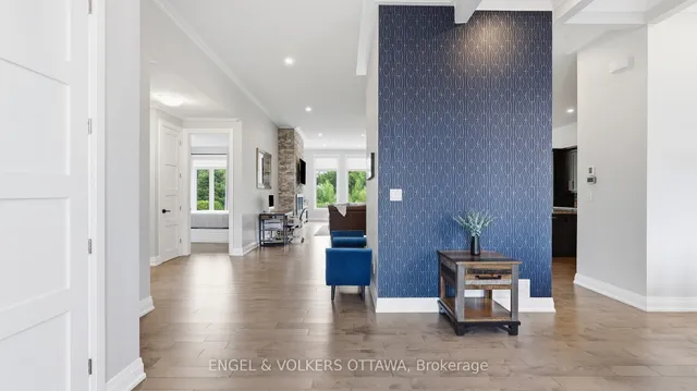 1914 Cedarlakes Way, Ottawa 5