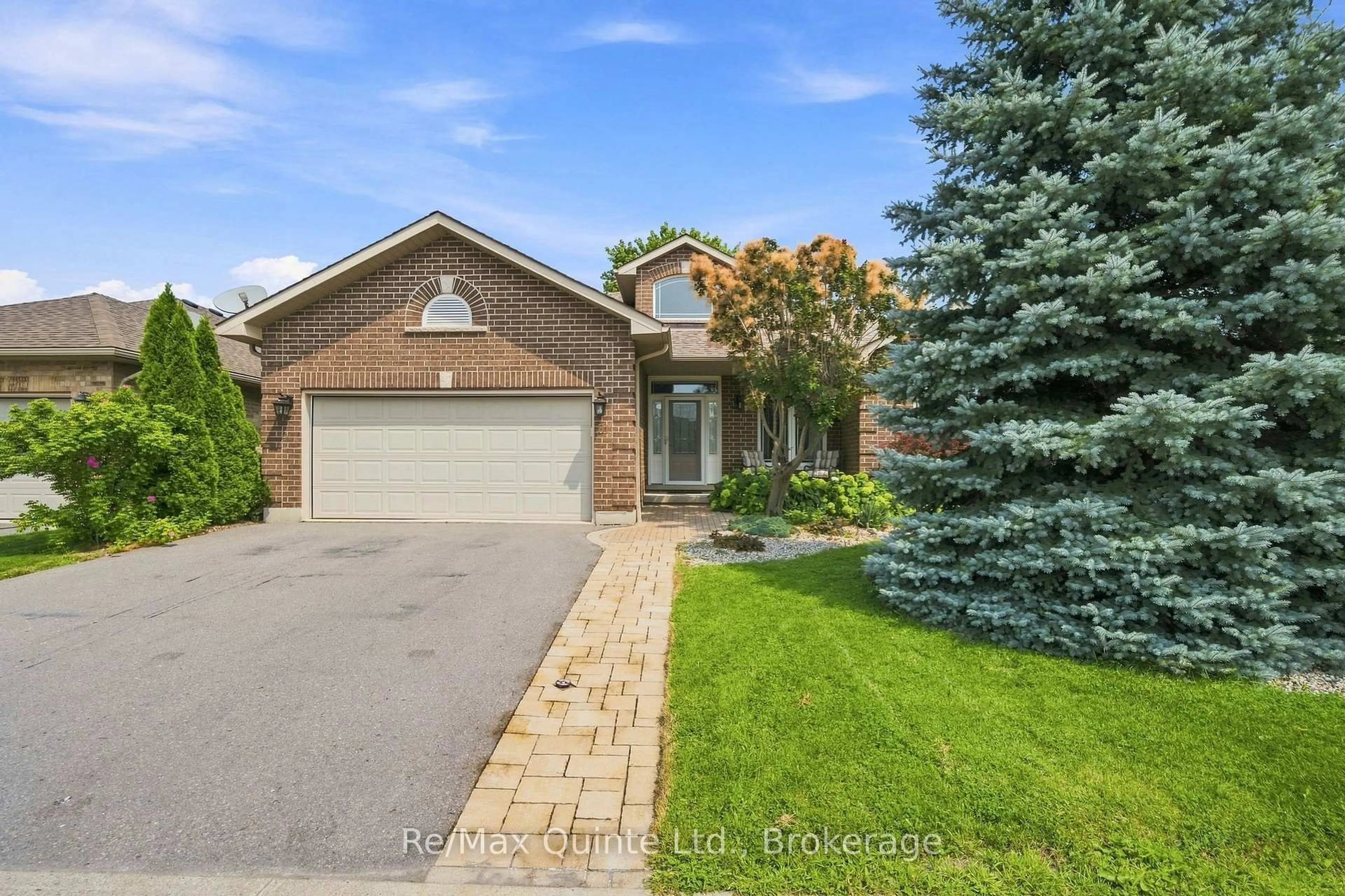 Home with brick exterior material, street for 31 Essex Dr, Belleville Ontario K8N 0M9