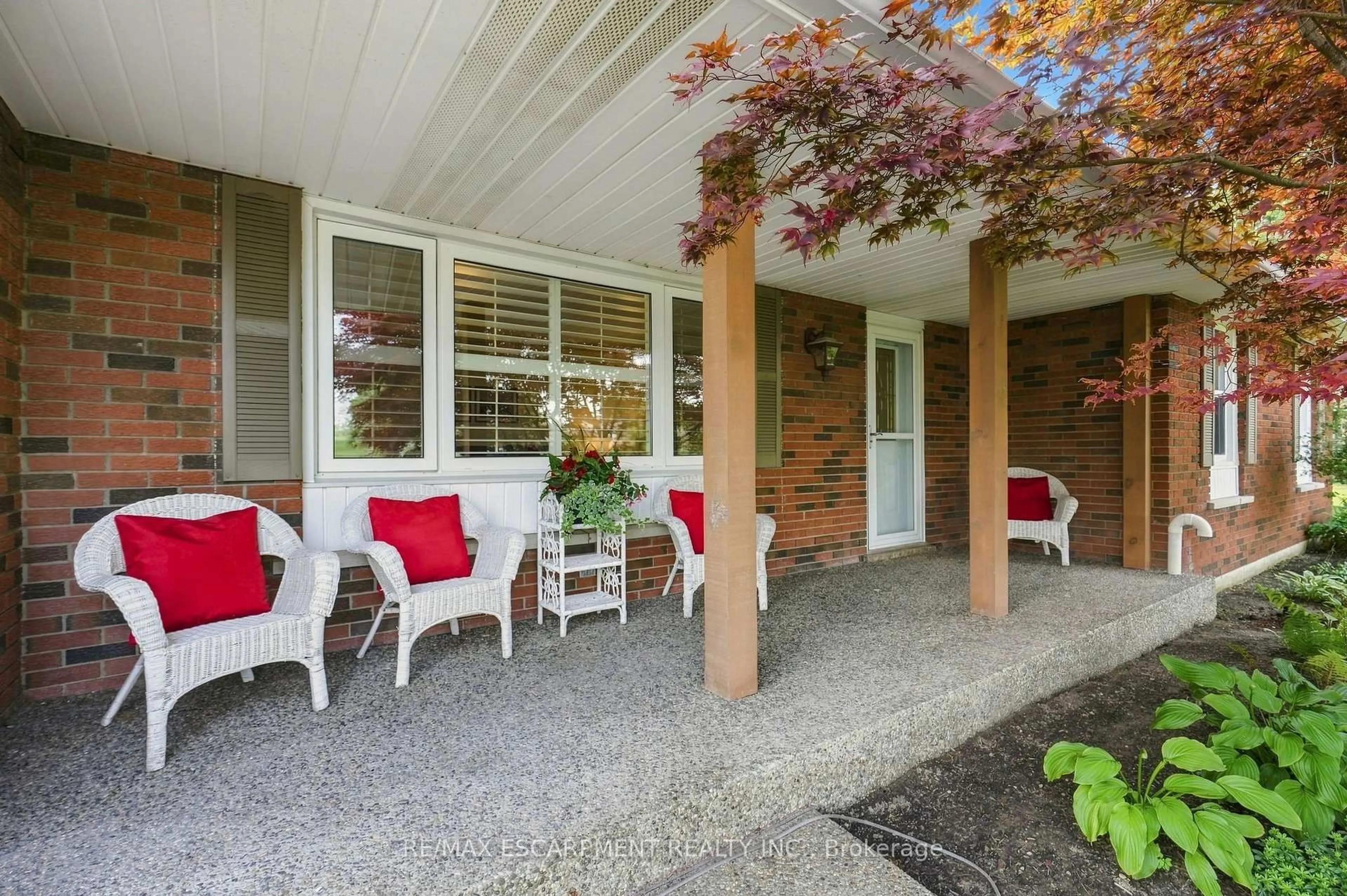 Patio, street for 9784 GOODALE Rd, West Lincoln Ontario L0R 1E0