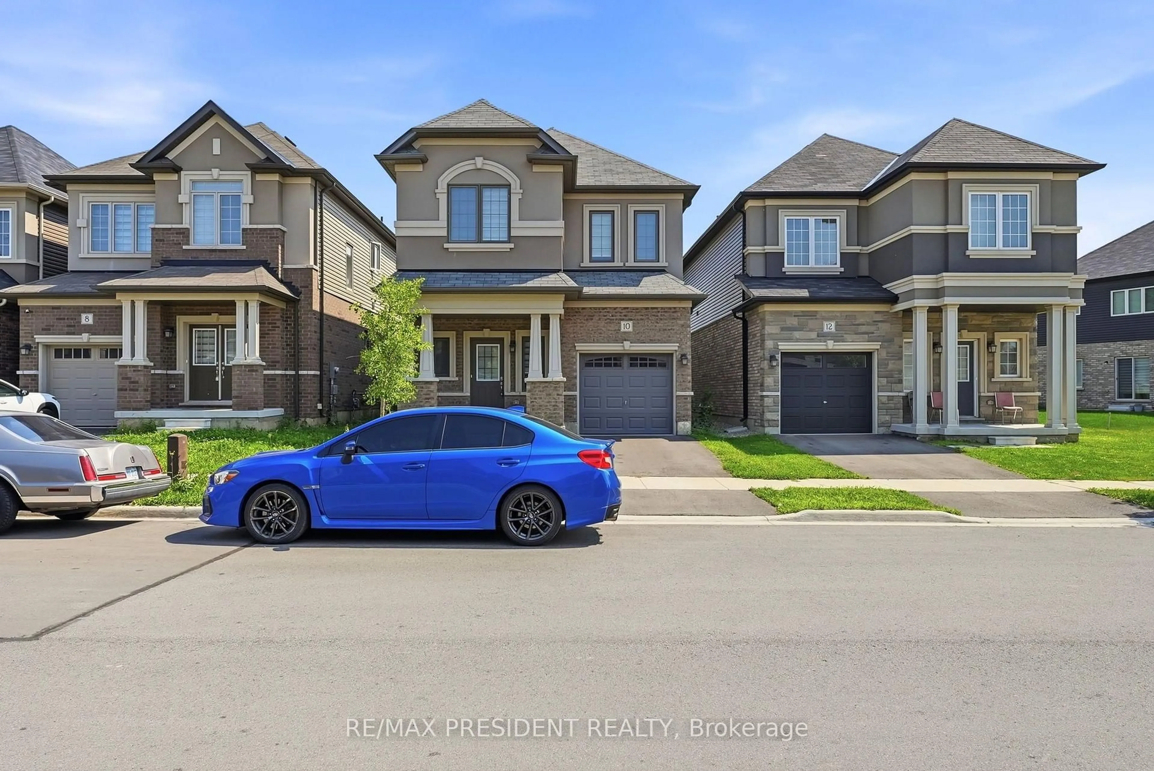 A pic from outside/outdoor area/front of a property/back of a property/a pic from drone, street for 10 Poole St, Brantford Ontario N3V 0B1