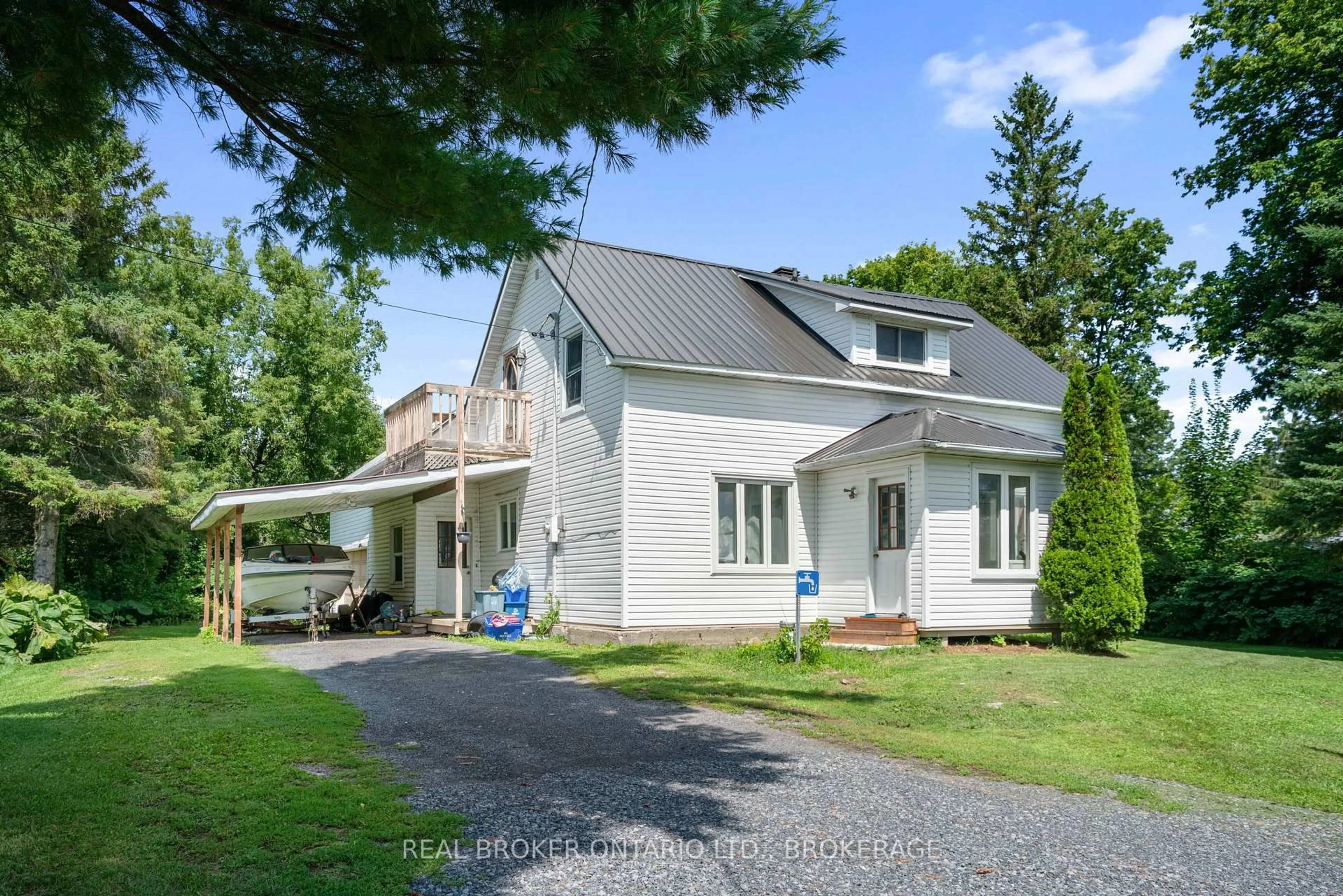 A pic from outside/outdoor area/front of a property/back of a property/a pic from drone, street for 15631 Manning Rd, South Stormont Ontario K0C 1M0