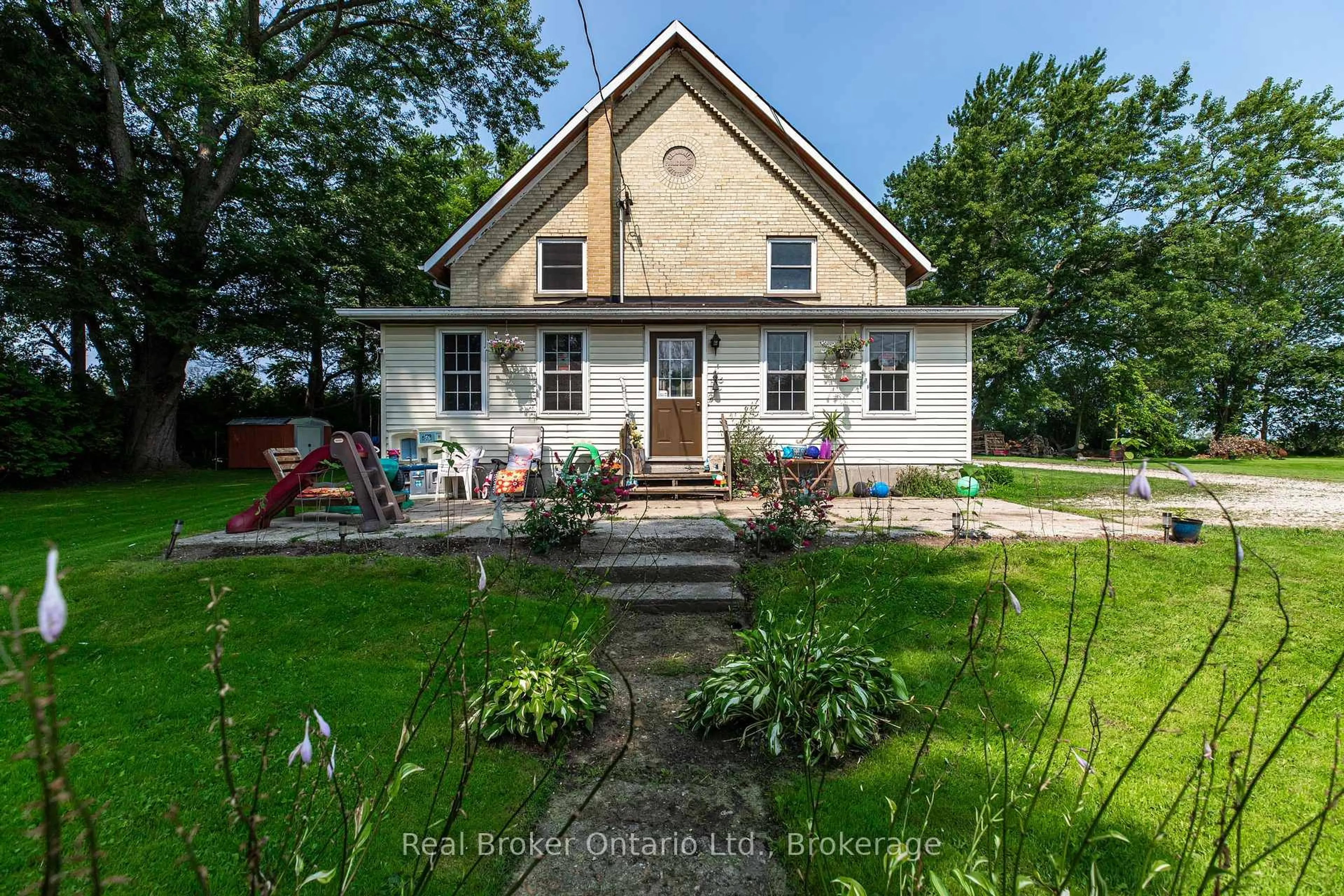 A pic from outside/outdoor area/front of a property/back of a property/a pic from drone, street for 3047 Bruce 1 Rd, Kincardine Ontario N0G 2T0