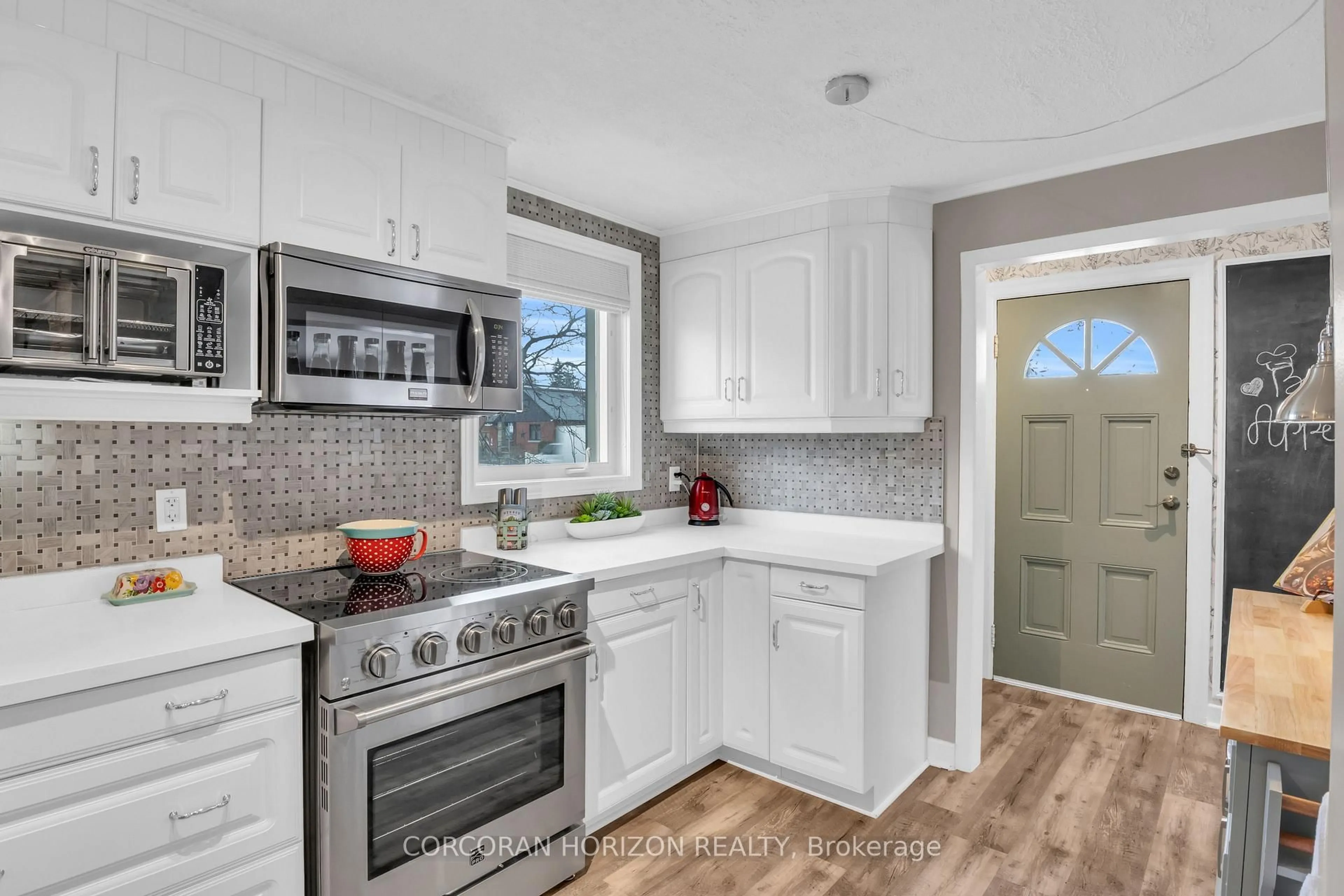 Open concept kitchen, ceramic/tile floor for 296 Weber St, Kitchener Ontario N2H 1G2