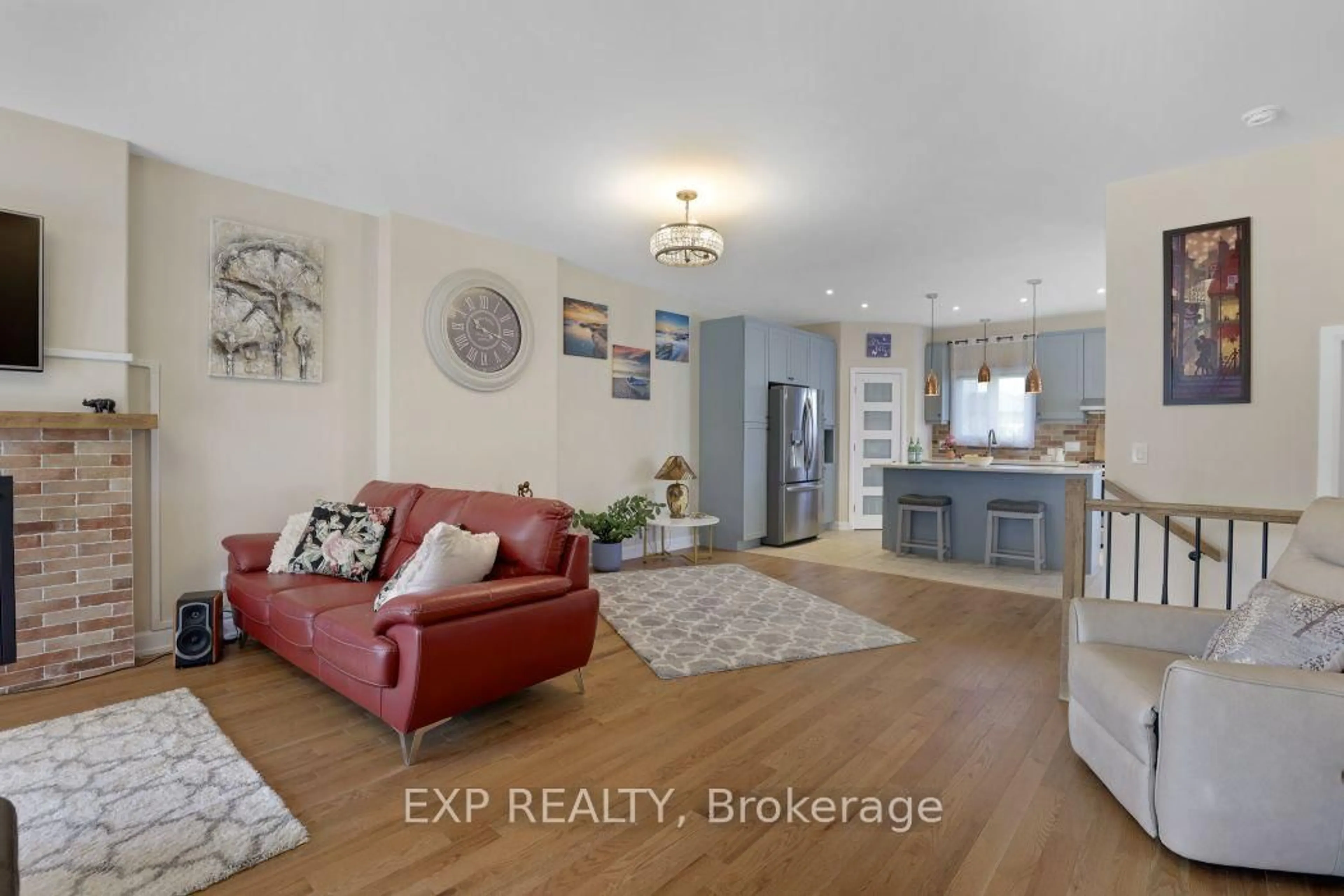 Living room with furniture, unknown for 225 Sunset Cres, Russell Ontario K4R 0E5