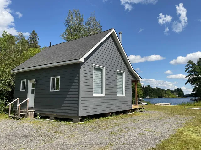 590 Clear Lake Rd, Parry Sound Remote Area
