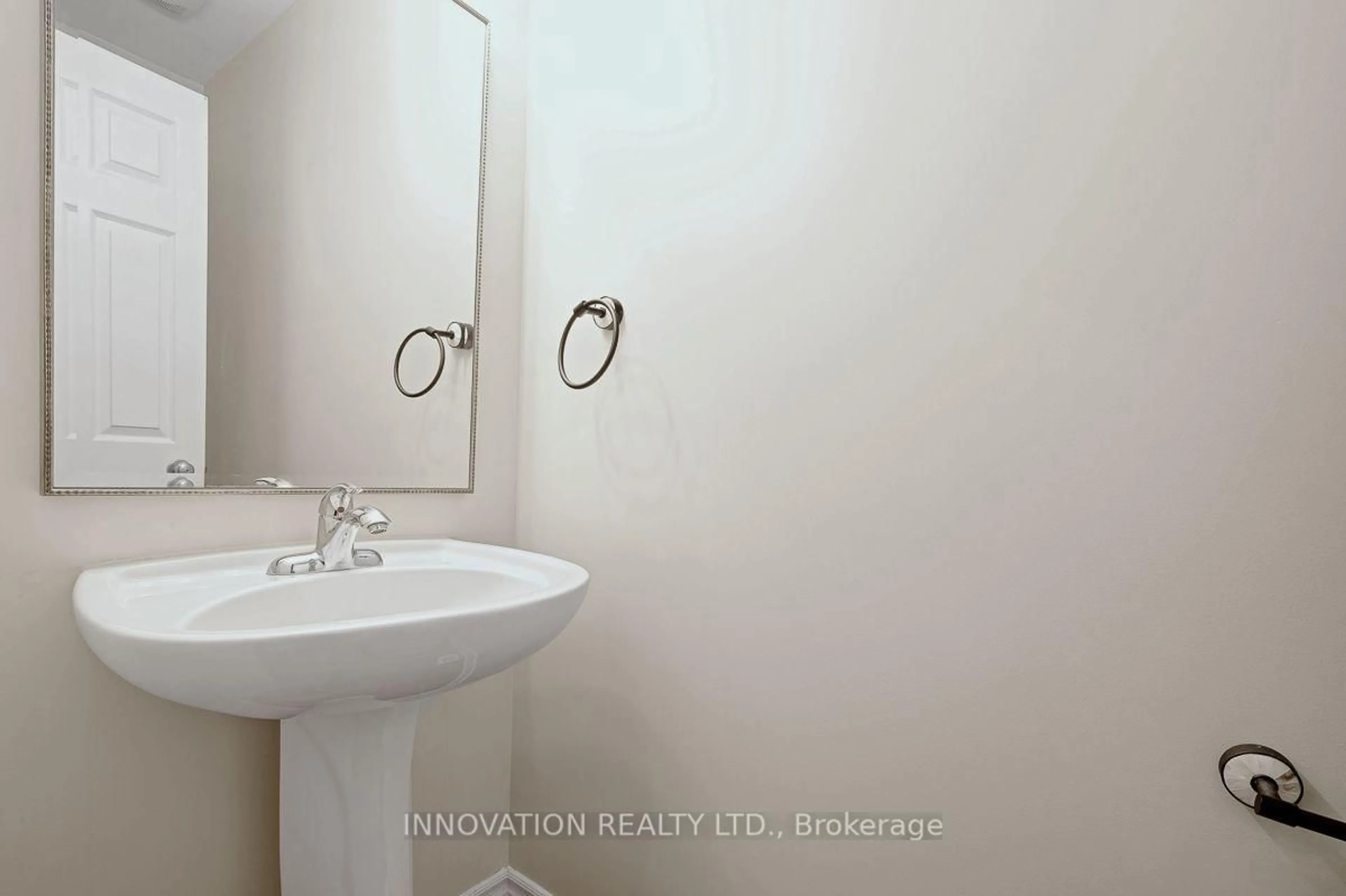 Standard bathroom, unknown for 278 Forestbrook St, Ottawa Ontario K2K 0B5