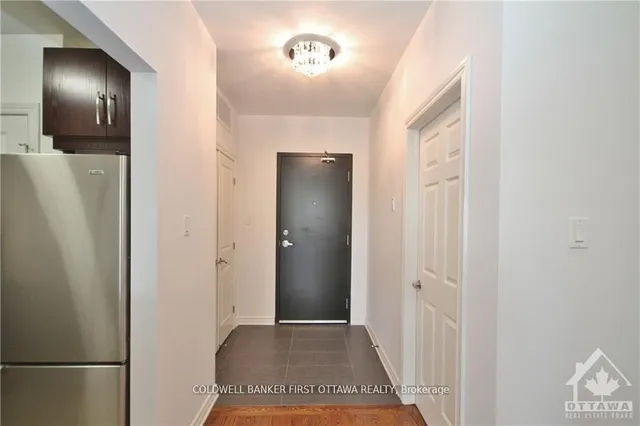 500 CLARIDGE Dr #205, Ottawa 3