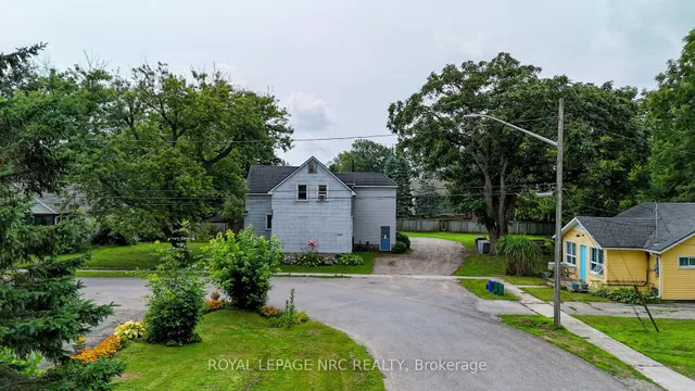 3993 Wellington Crt, Fort Erie 3