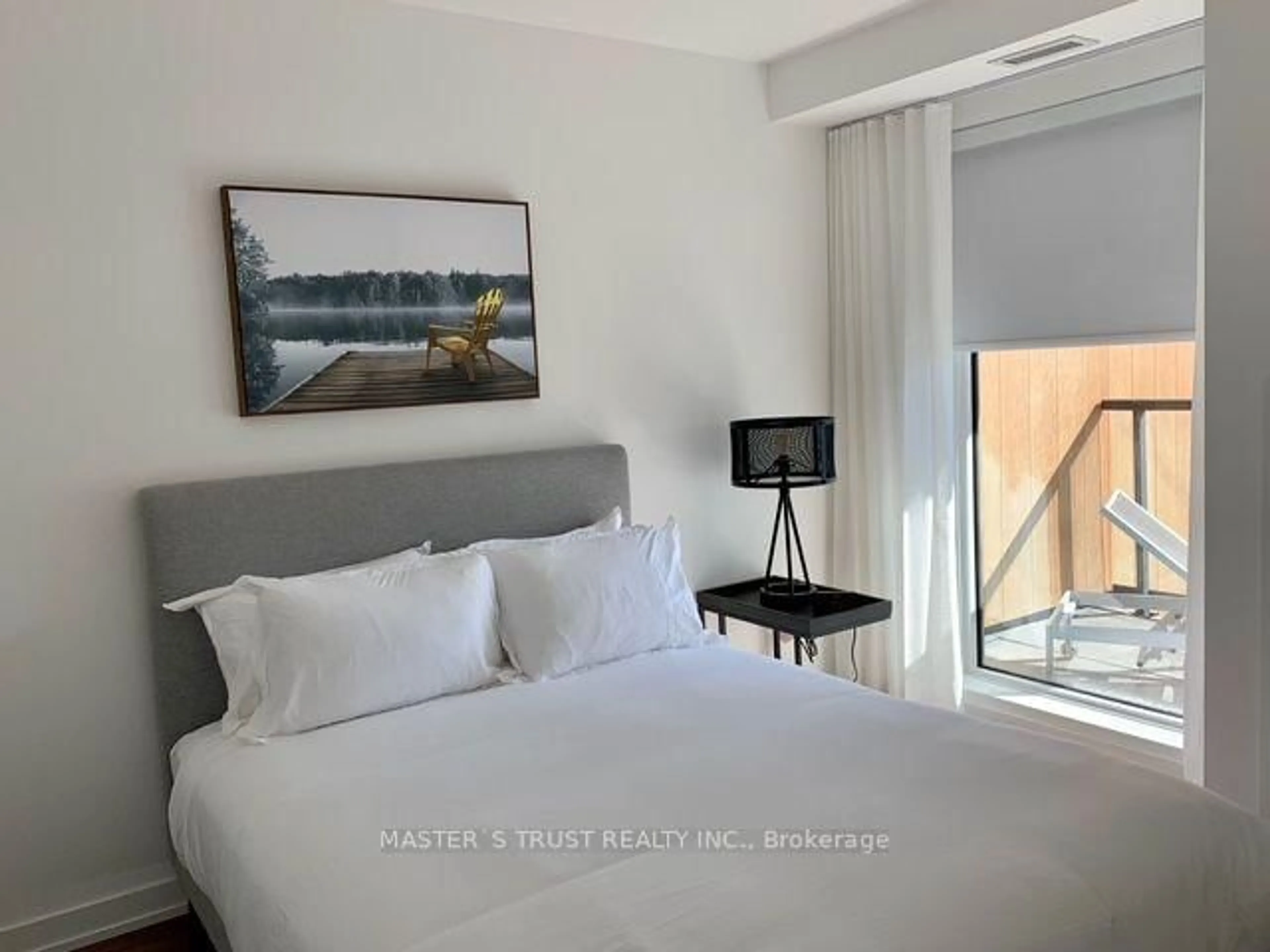 Bedroom with bed, unknown for 120 CARRICK Tr #308, Gravenhurst Ontario P1P 0A2