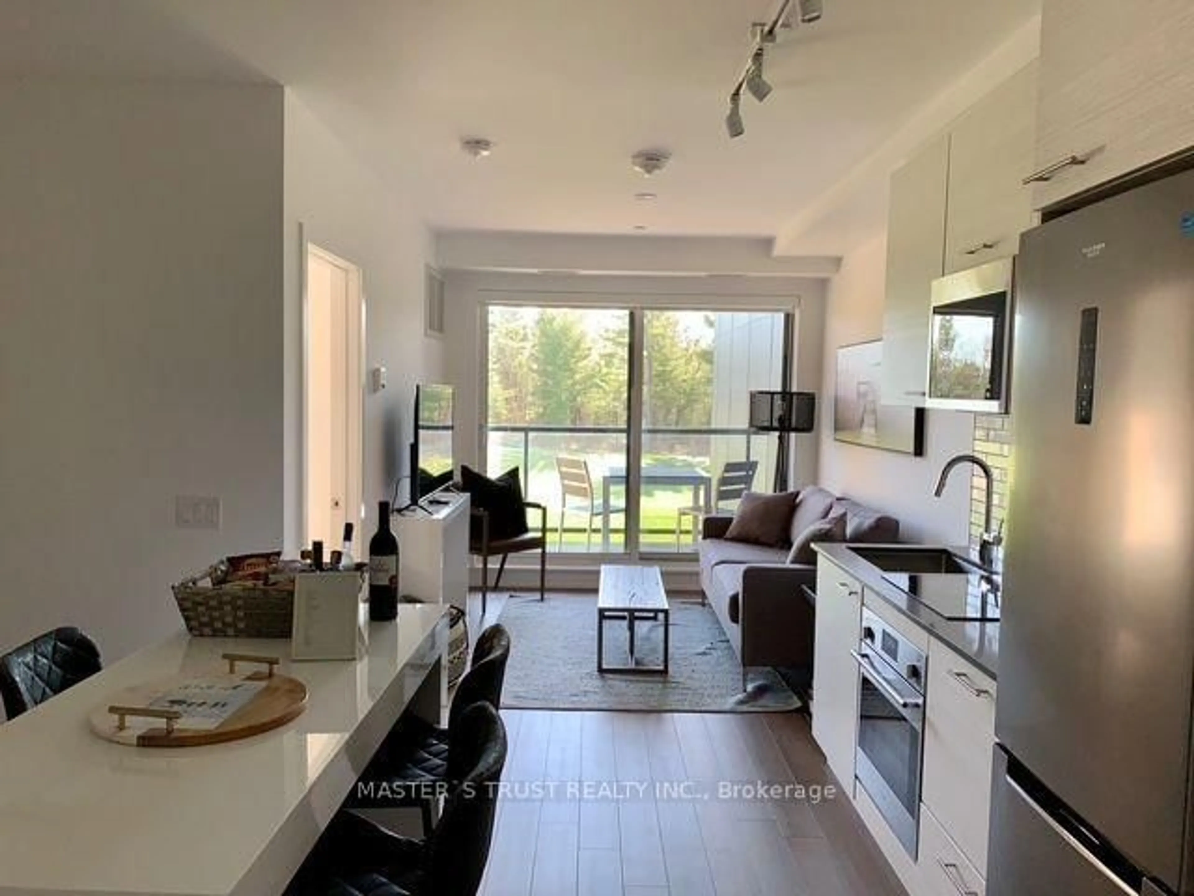 Open concept kitchen, unknown for 120 CARRICK Tr #308, Gravenhurst Ontario P1P 0A2