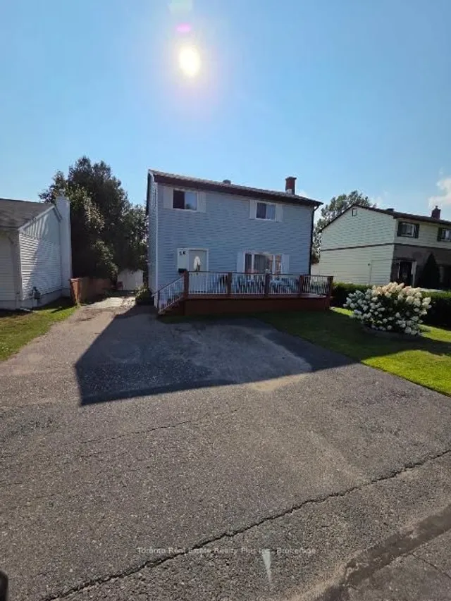 28 Milliken Rd, Elliot Lake