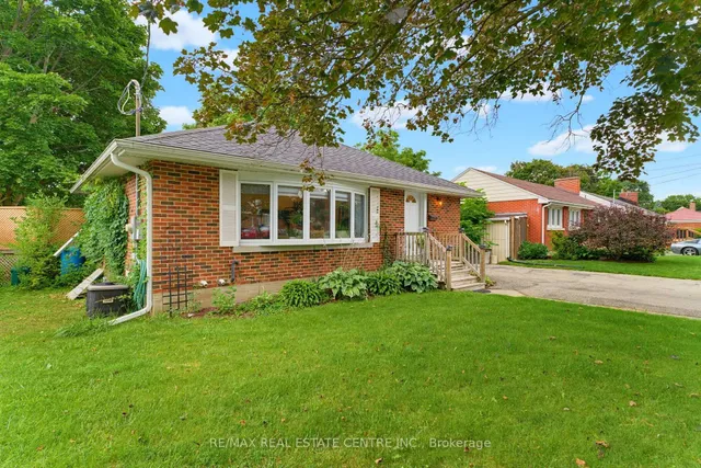 66 Scrimger Ave, Cambridge 2