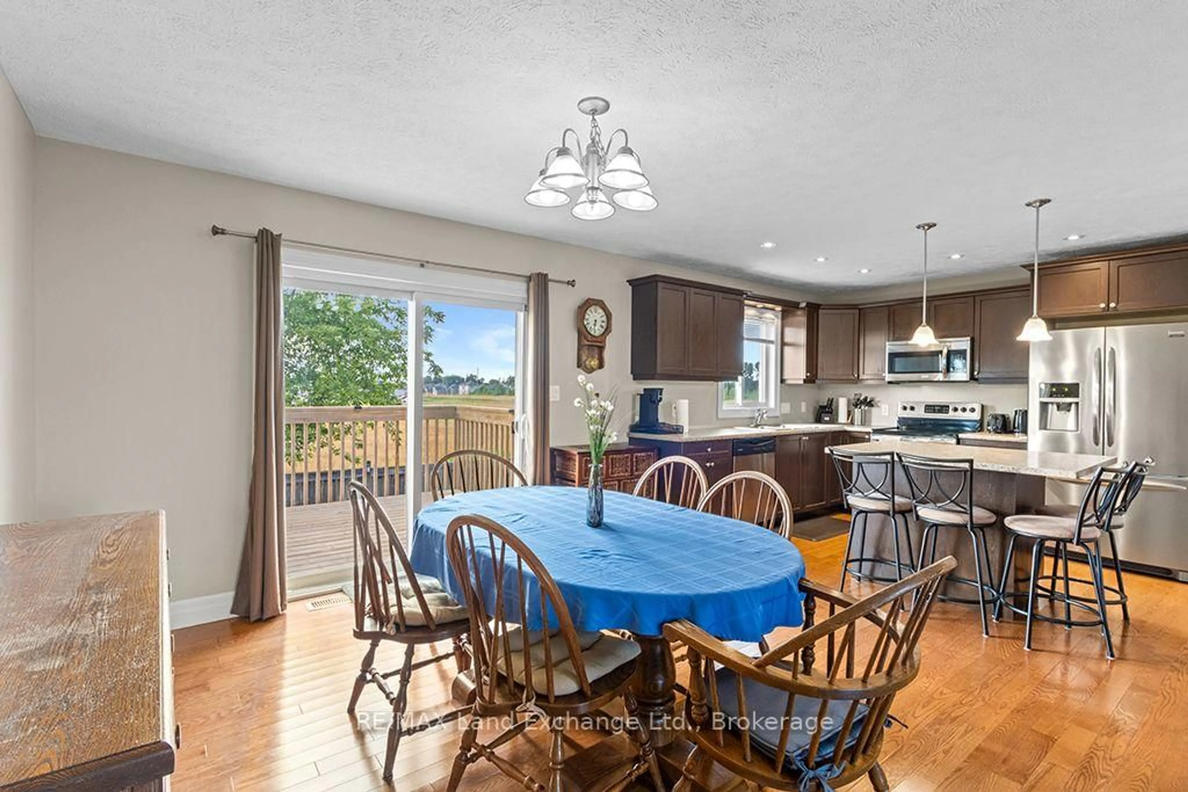 Open concept kitchen, unknown for 298 Stickel St, Saugeen Shores Ontario N0H 2C1