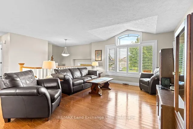 298 Stickel St, Saugeen Shores 5
