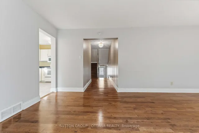 16 Crimson Gate, Ottawa 5