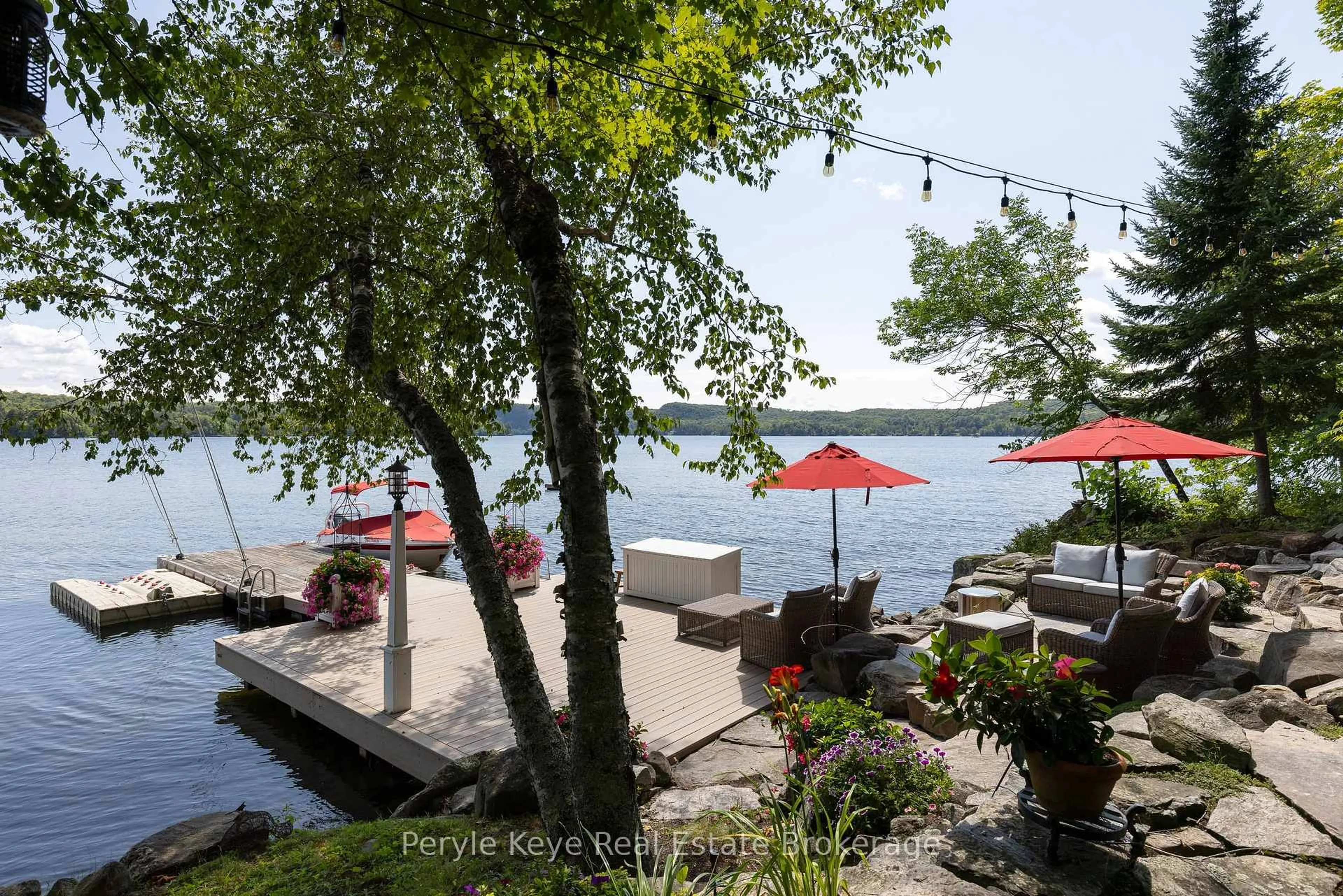 Patio, water/lake/river/ocean view for 1159 Maplehurst Dr, Lake of Bays Ontario P1H 2J6