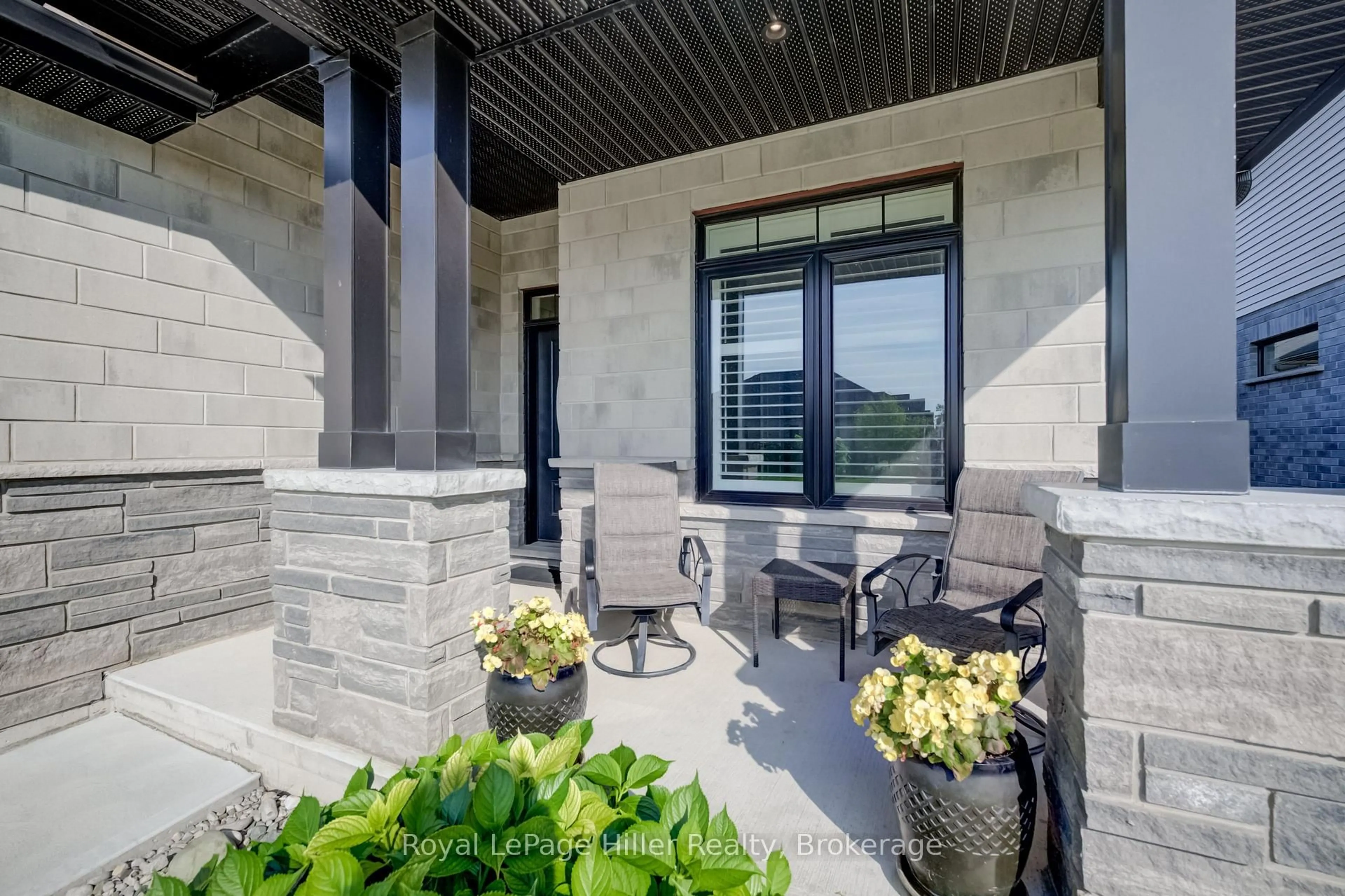 Patio, street for 35 Orr St, Stratford Ontario N5A 0H7