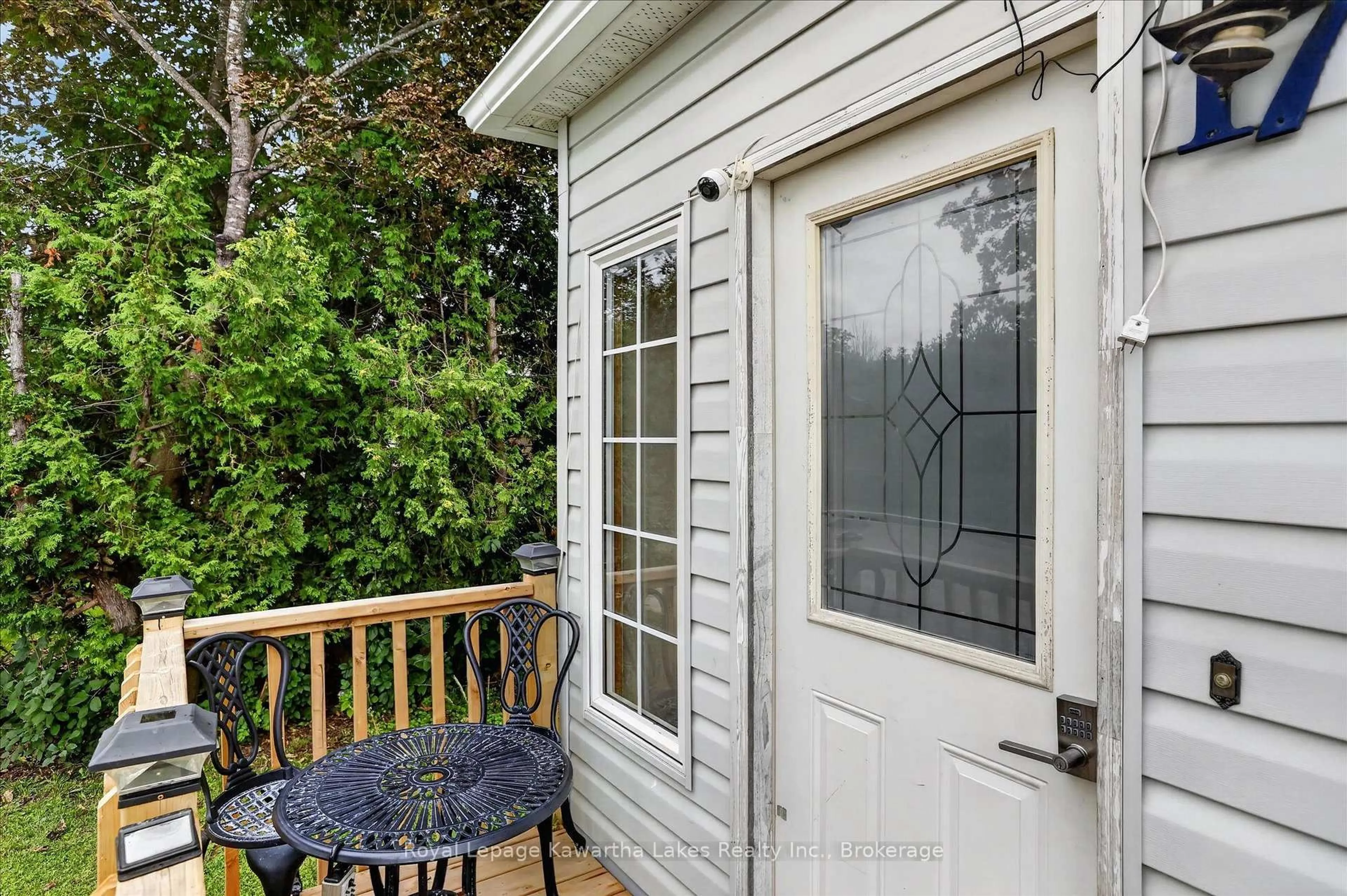 Patio, street for 17 Crandall St, Kawartha Lakes Ontario K9V 1R9