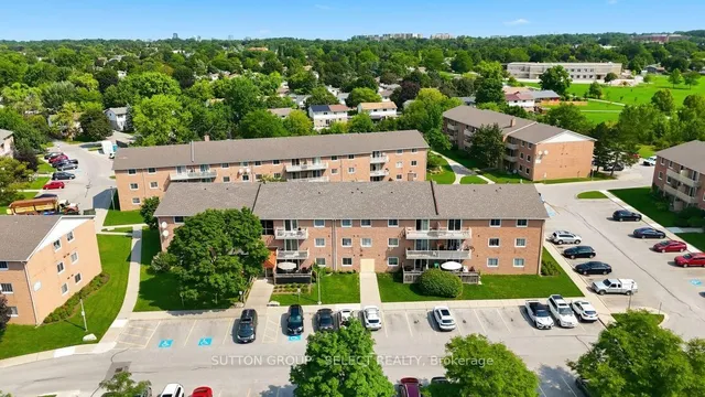 1582 Ernest Ave #304, London South 4