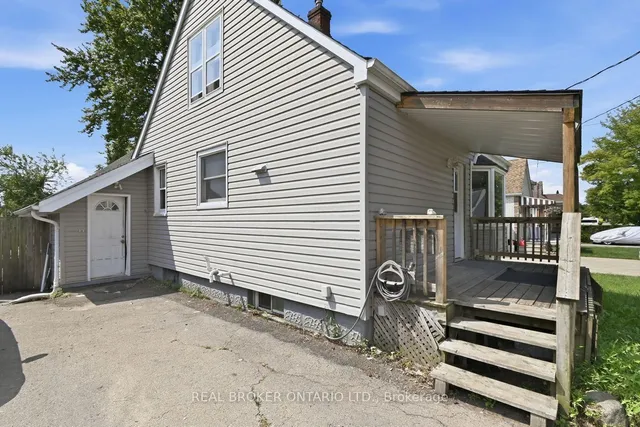 6702 Dunn St, Niagara Falls 3