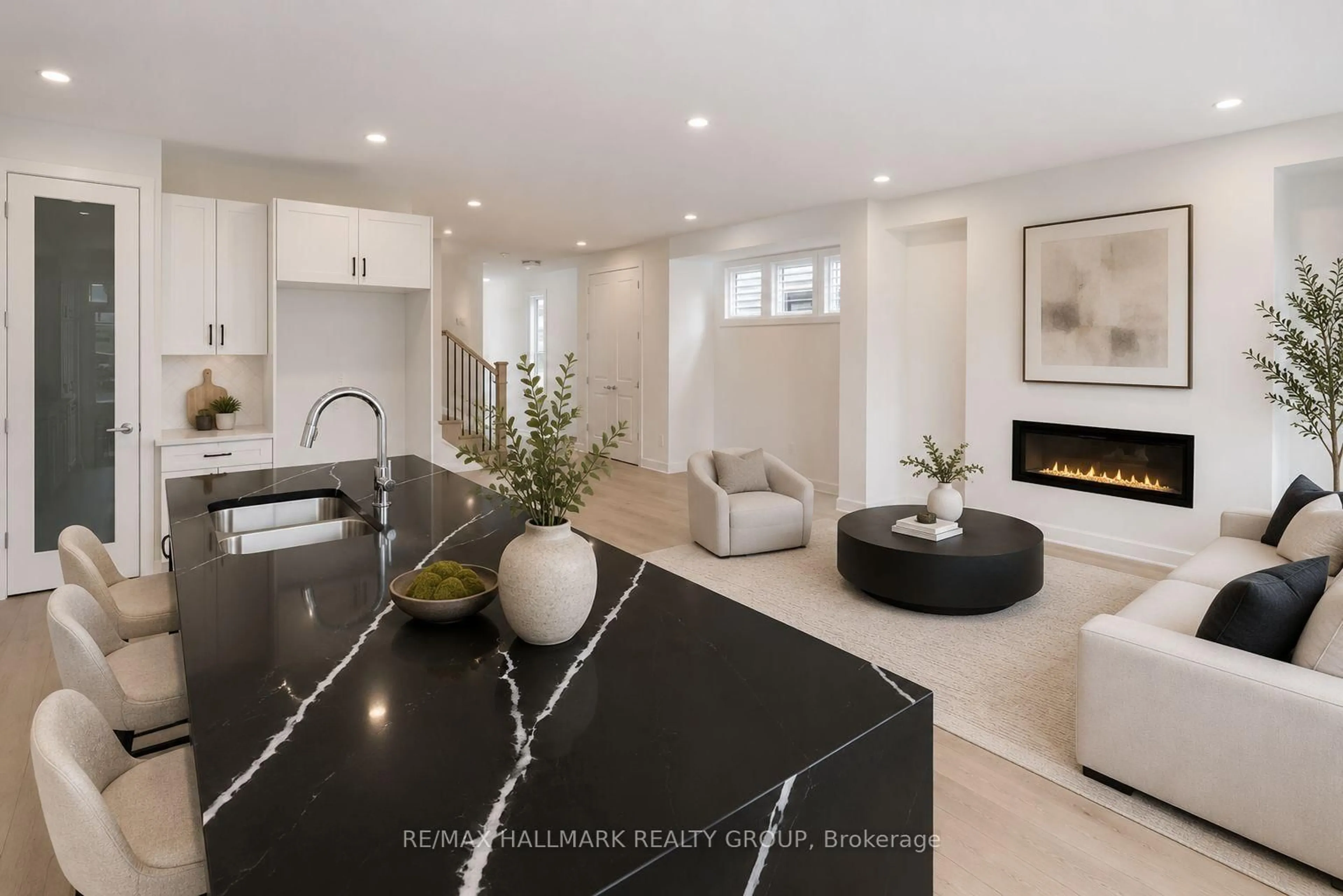 Open concept kitchen, ceramic/tile floor for 614 Roundhouse Cres, Ottawa Ontario K2S 1K4