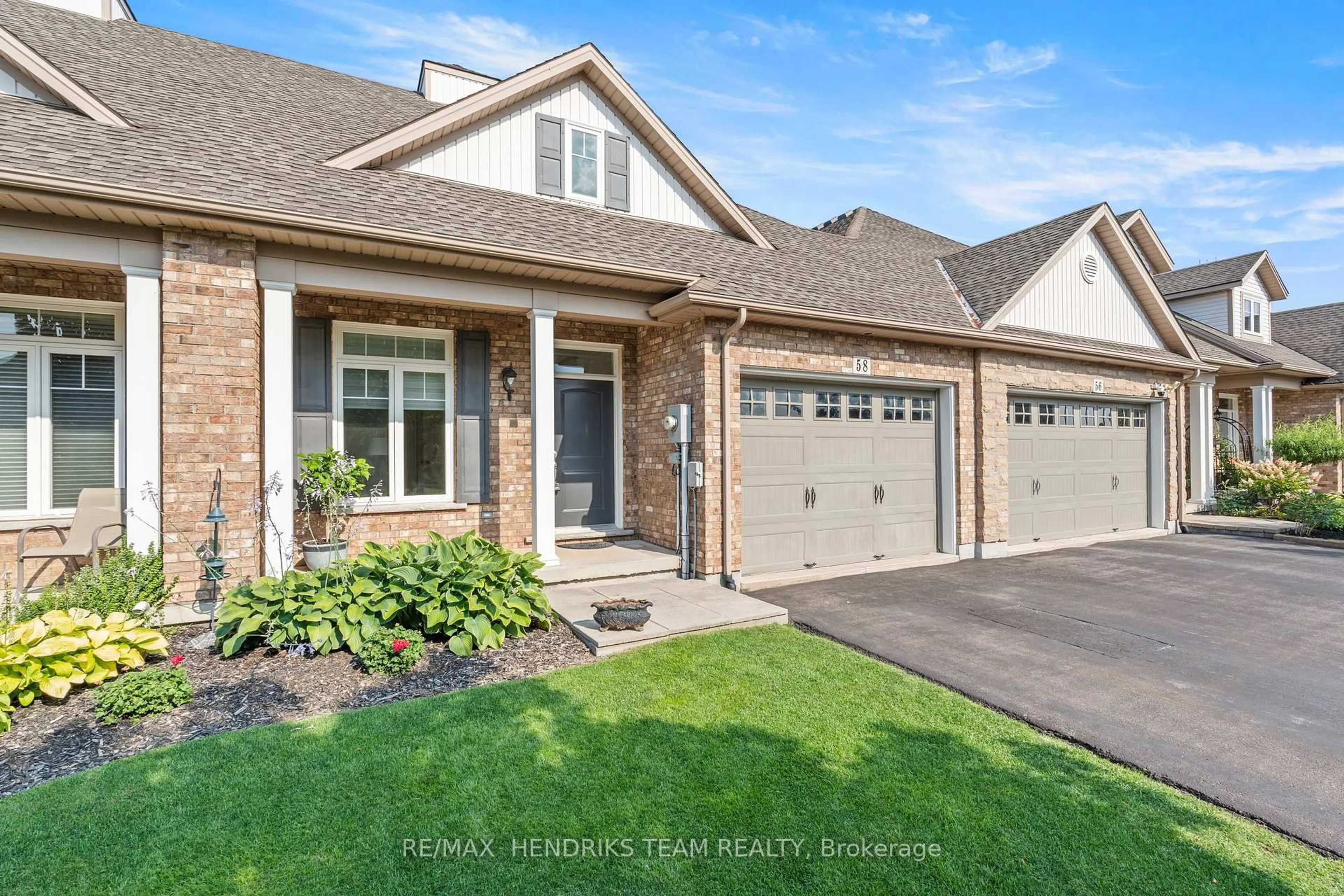 Home with brick exterior material, street for 58 Videl Cres, St. Catharines Ontario L2W 0A3