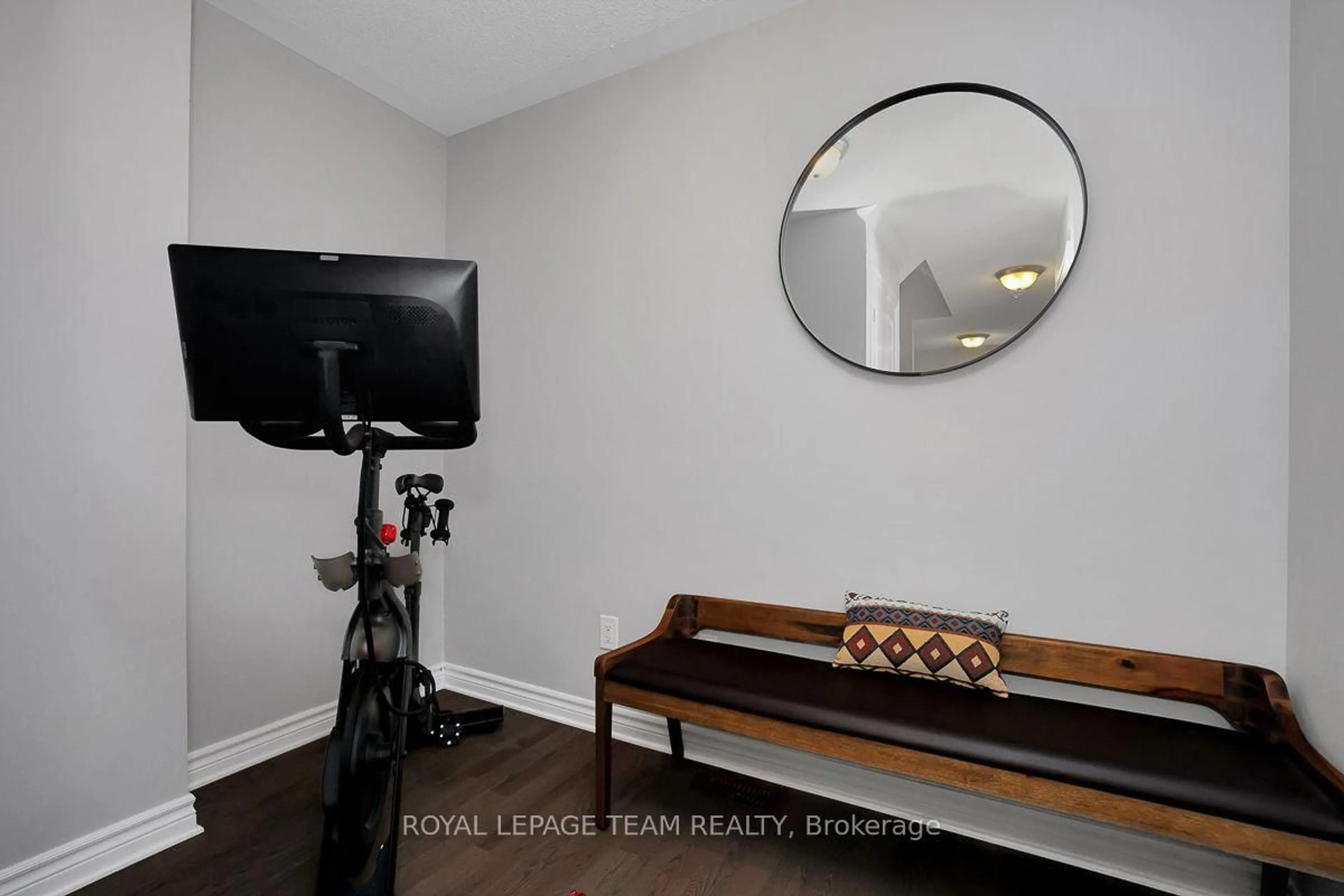 A pic of a room for 206 Leather Leaf Terr, Ottawa Ontario K2J 5B2