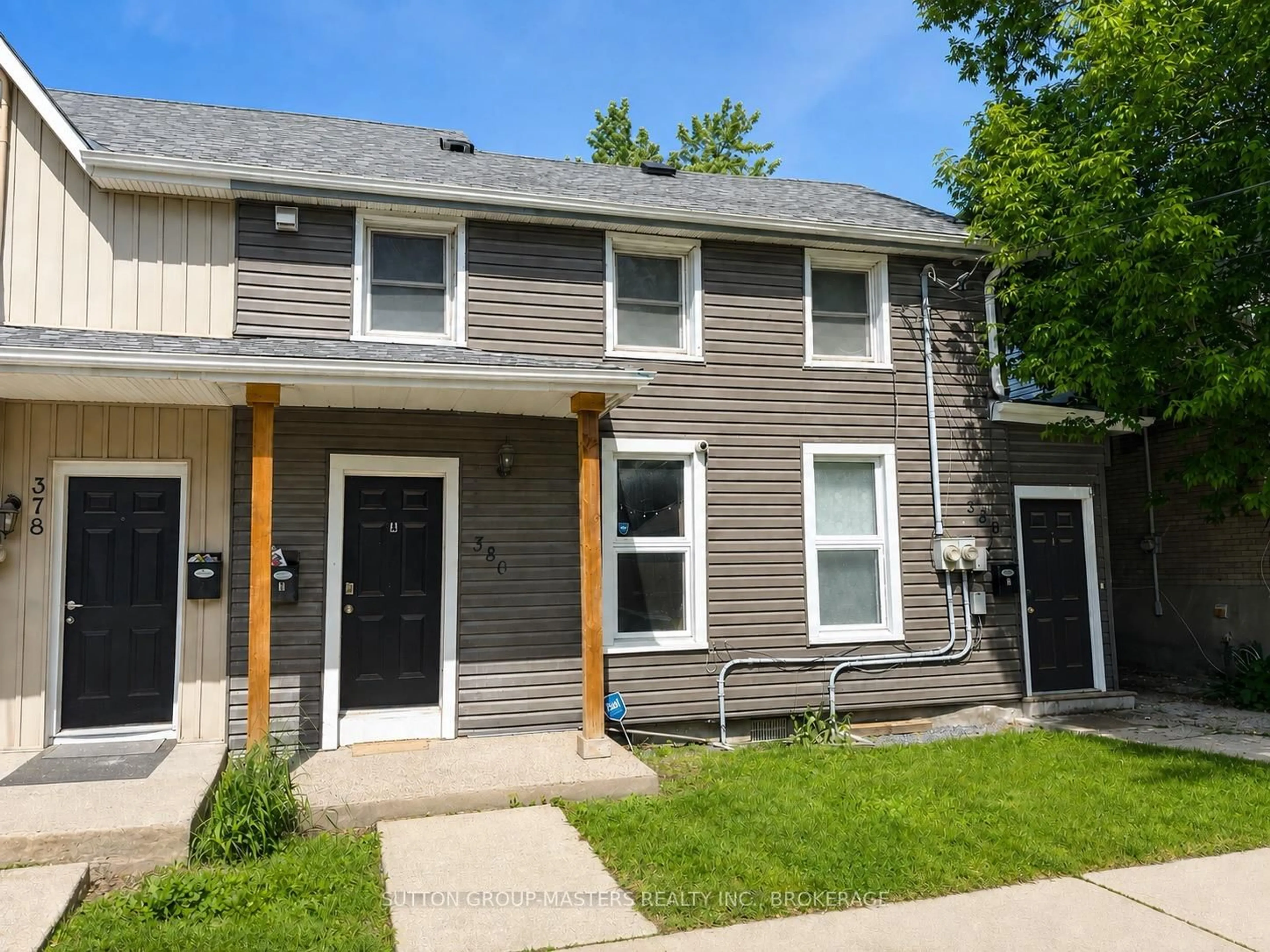 Home with vinyl exterior material, street for 380 Barrie St, Kingston Ontario K7K 3T4